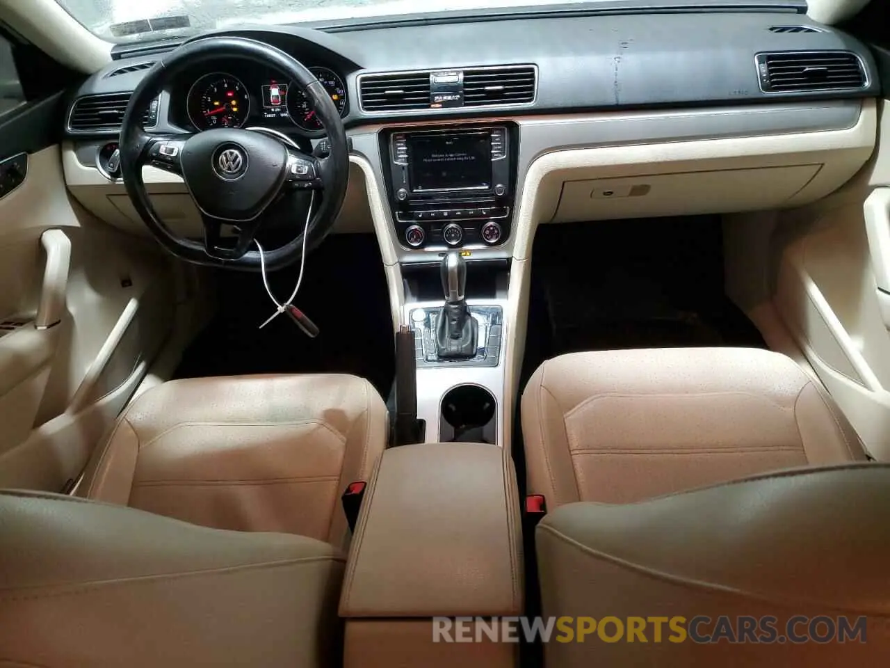 8 Фотография поврежденного автомобиля 1VWLA7A32KC009941 VOLKSWAGEN PASSAT 2019