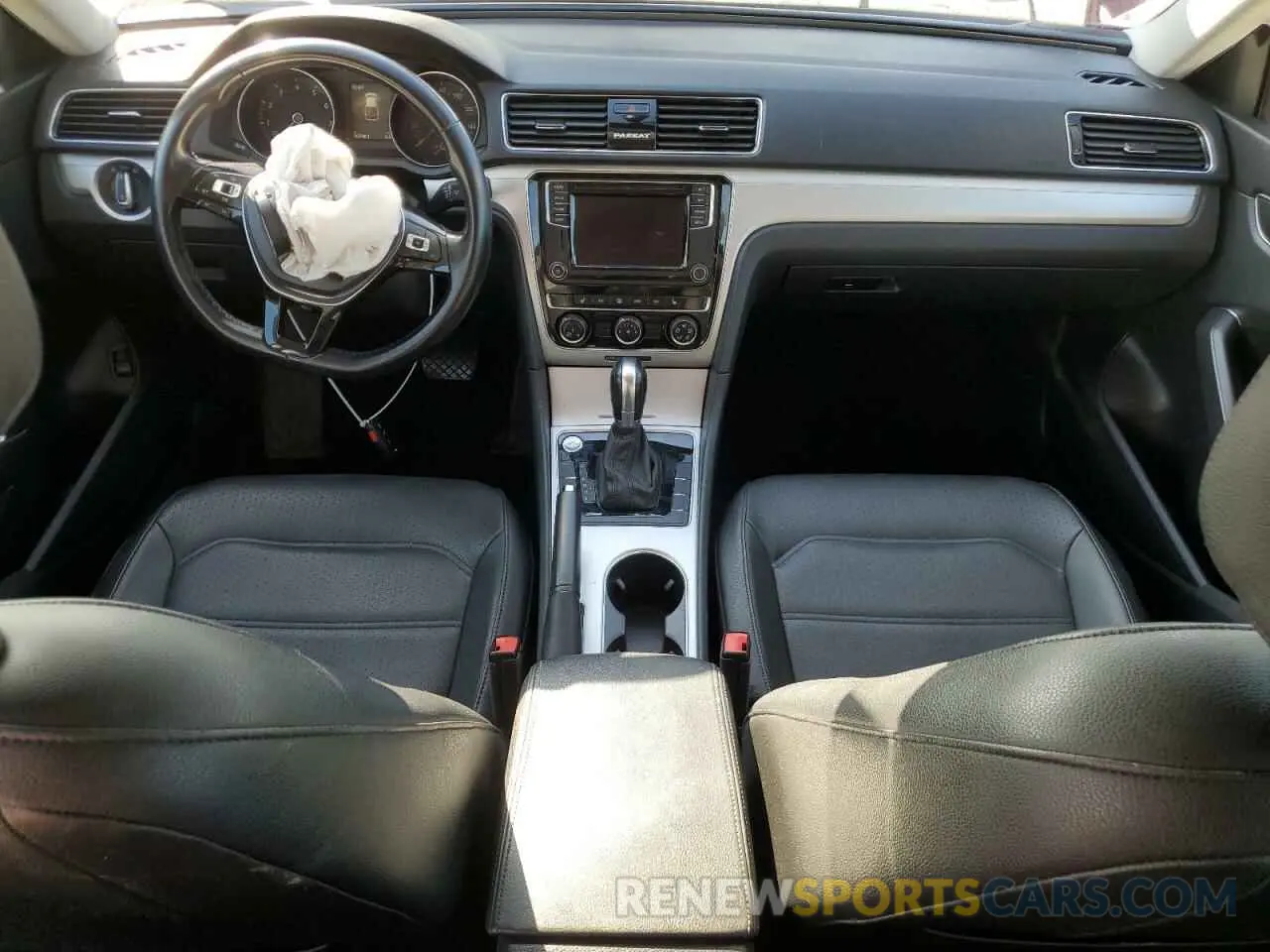 8 Photograph of a damaged car 1VWLA7A35KC003213 VOLKSWAGEN PASSAT 2019