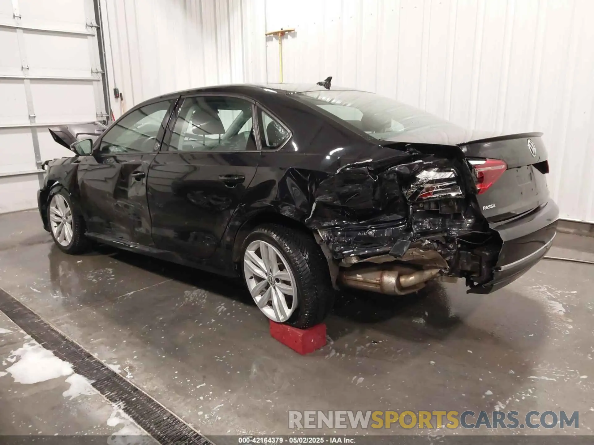 3 Photograph of a damaged car 1VWLA7A36KC004077 VOLKSWAGEN PASSAT 2019