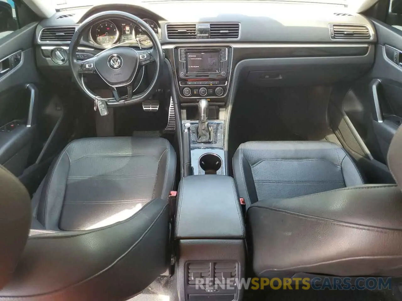 8 Photograph of a damaged car 1VWMA7A31KC001737 VOLKSWAGEN PASSAT 2019