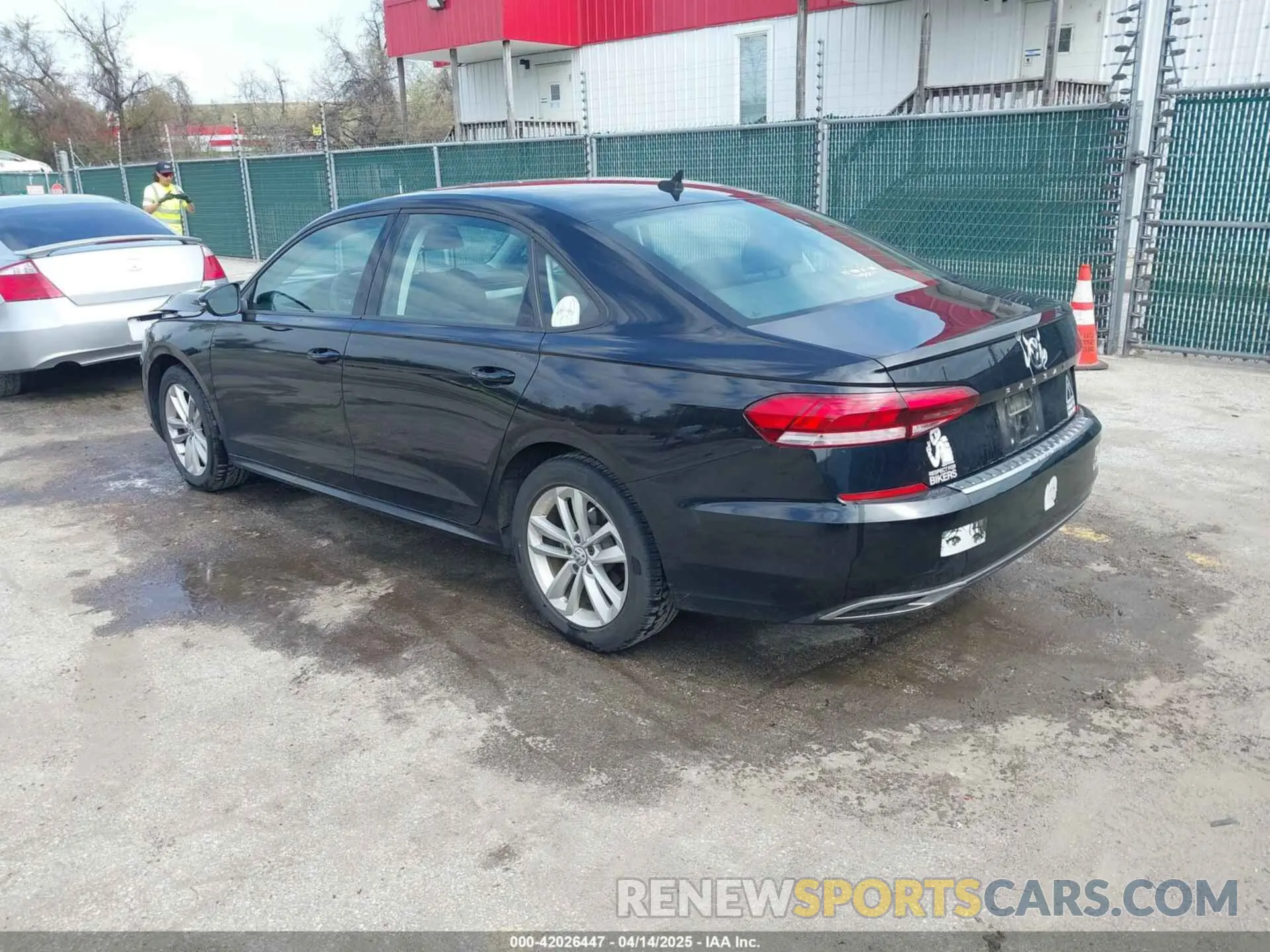 3 Фотография поврежденного автомобиля 1VWAA7A30LC023328 VOLKSWAGEN PASSAT 2020