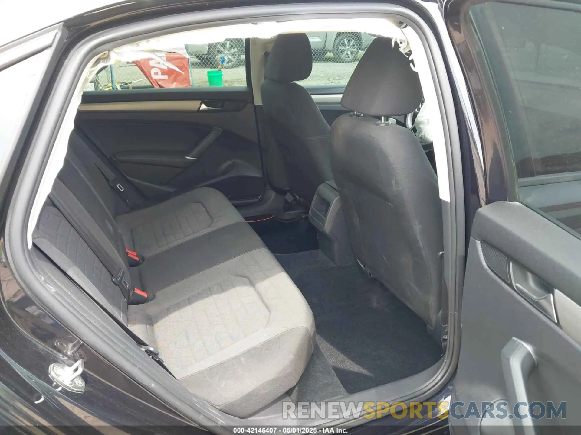 8 Фотография поврежденного автомобиля 1VWAA7A37LC017431 VOLKSWAGEN PASSAT 2020