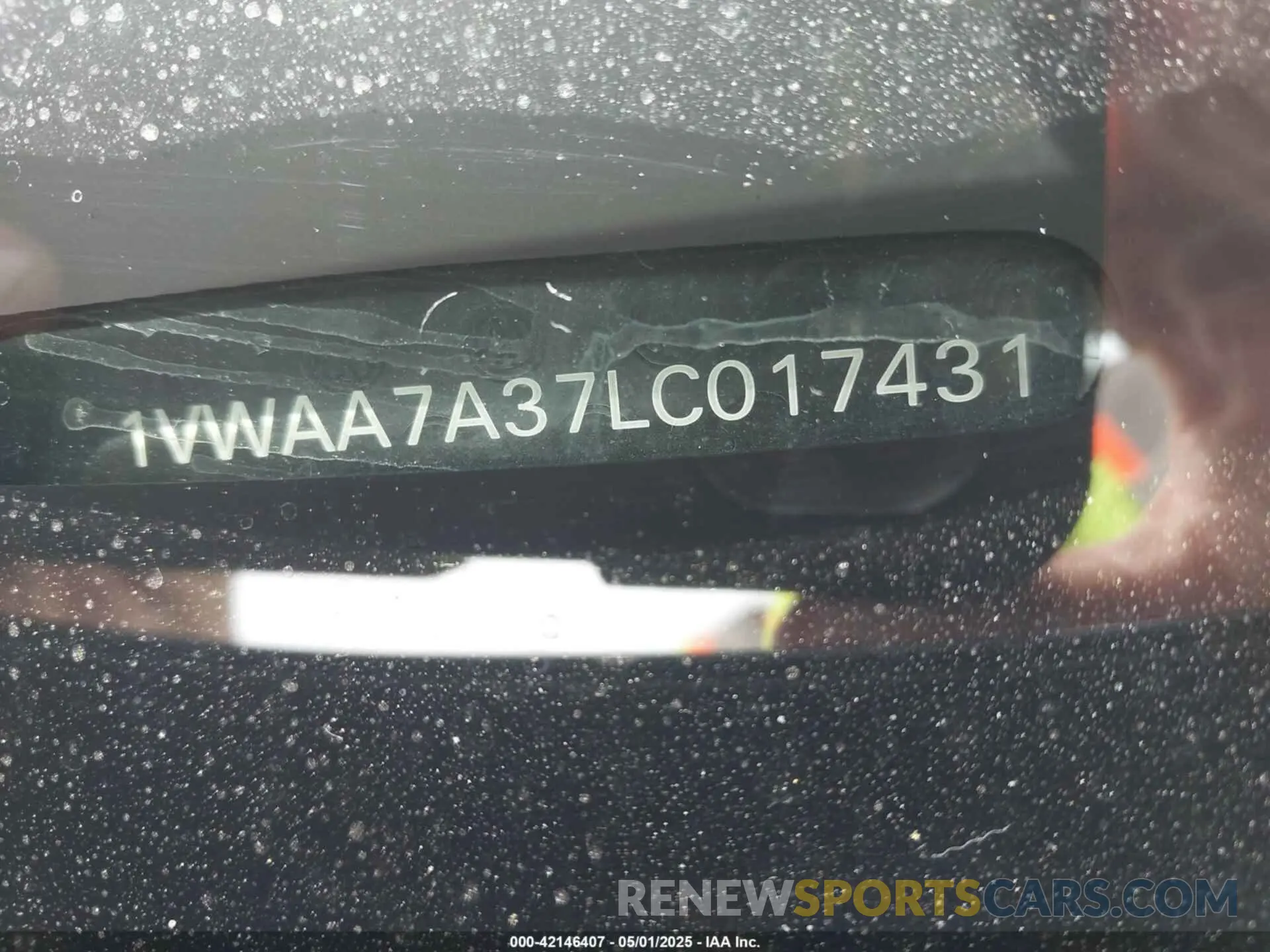 9 Фотография поврежденного автомобиля 1VWAA7A37LC017431 VOLKSWAGEN PASSAT 2020