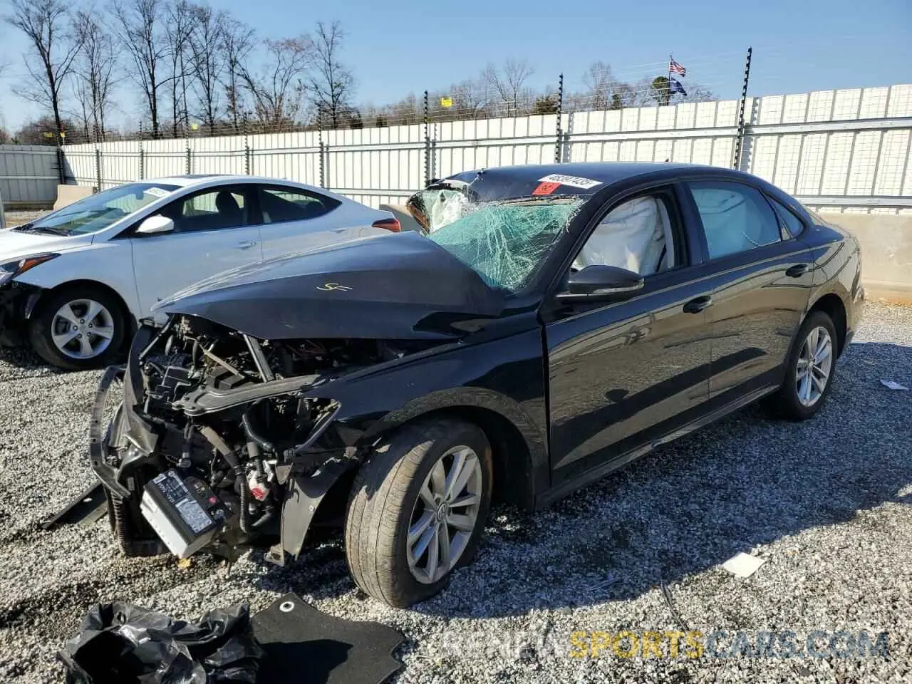 1 Фотография поврежденного автомобиля 1VWAA7A39LC020945 VOLKSWAGEN PASSAT 2020