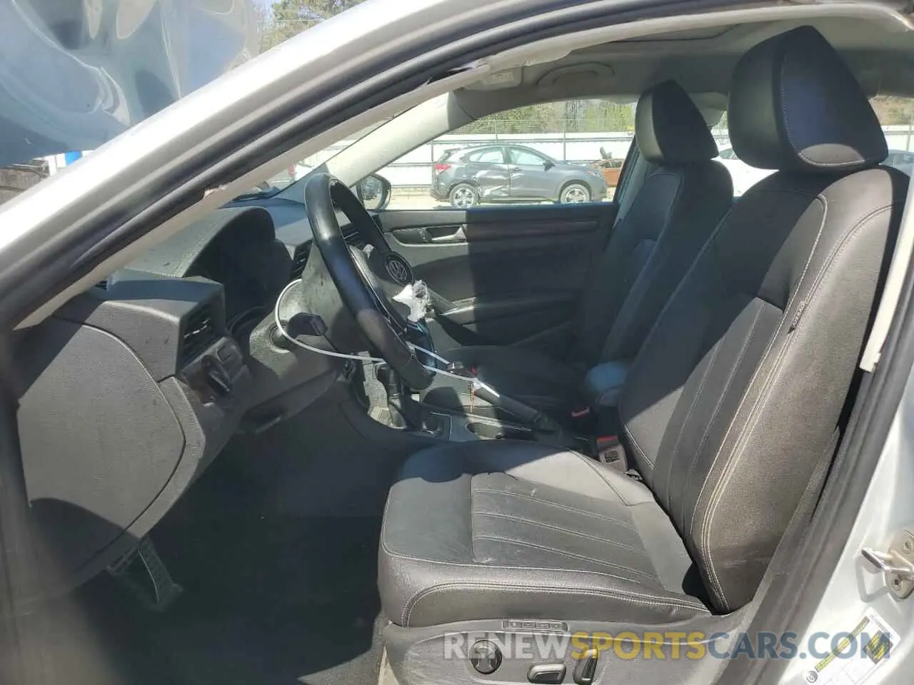 7 Фотография поврежденного автомобиля 1VWCA7A38LC005569 VOLKSWAGEN PASSAT 2020