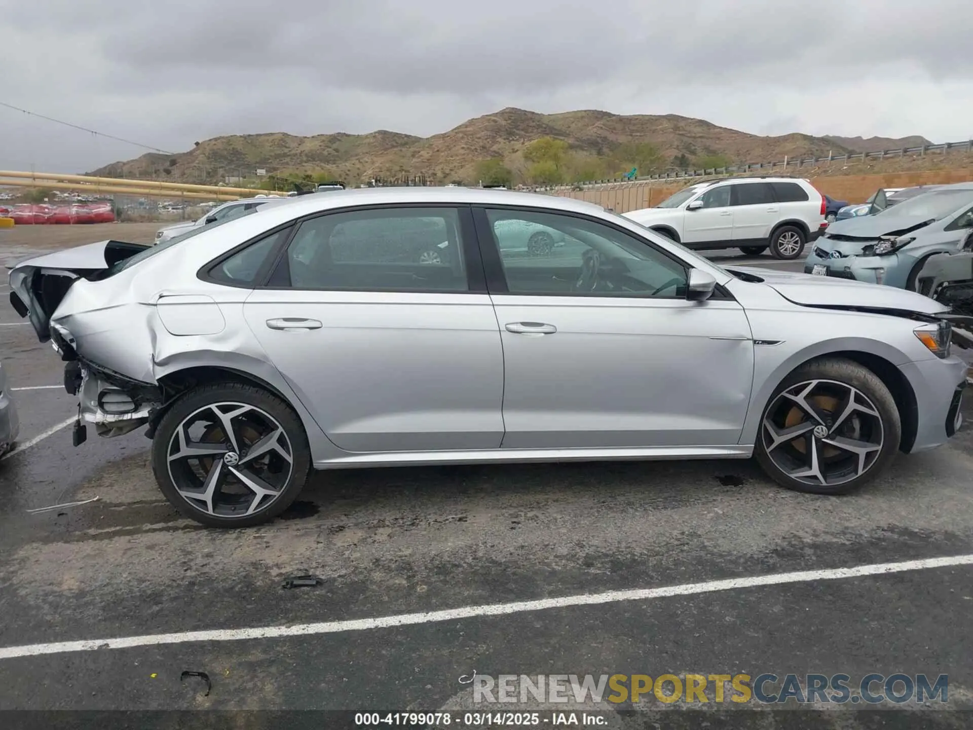 13 Фотография поврежденного автомобиля 1VWMA7A31LC014540 VOLKSWAGEN PASSAT 2020