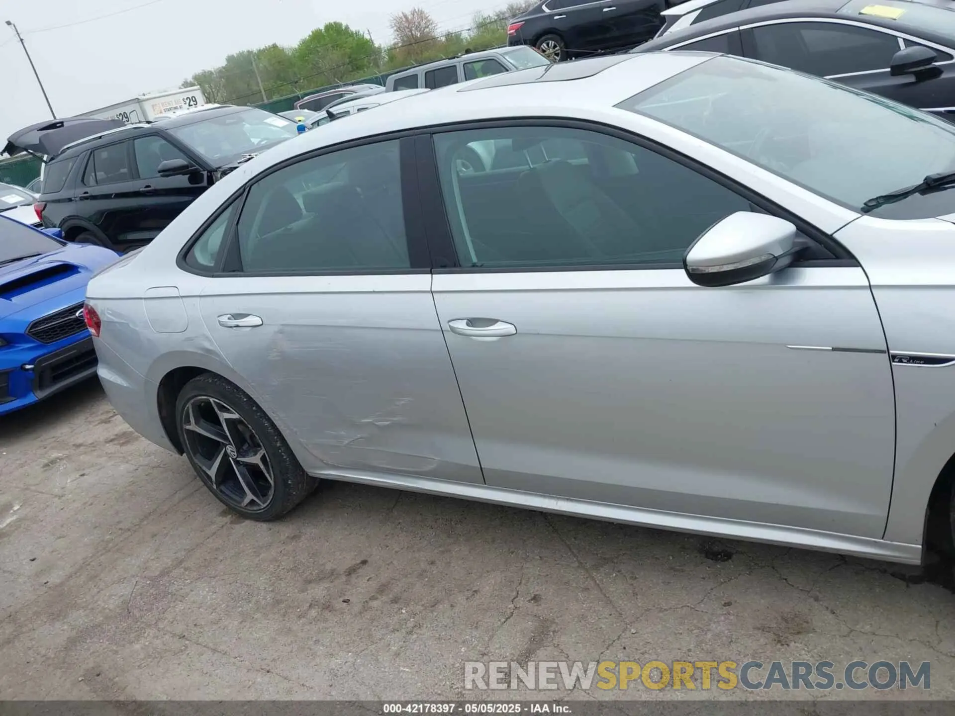 13 Photograph of a damaged car 1VWMA7A32LC021805 VOLKSWAGEN PASSAT 2020