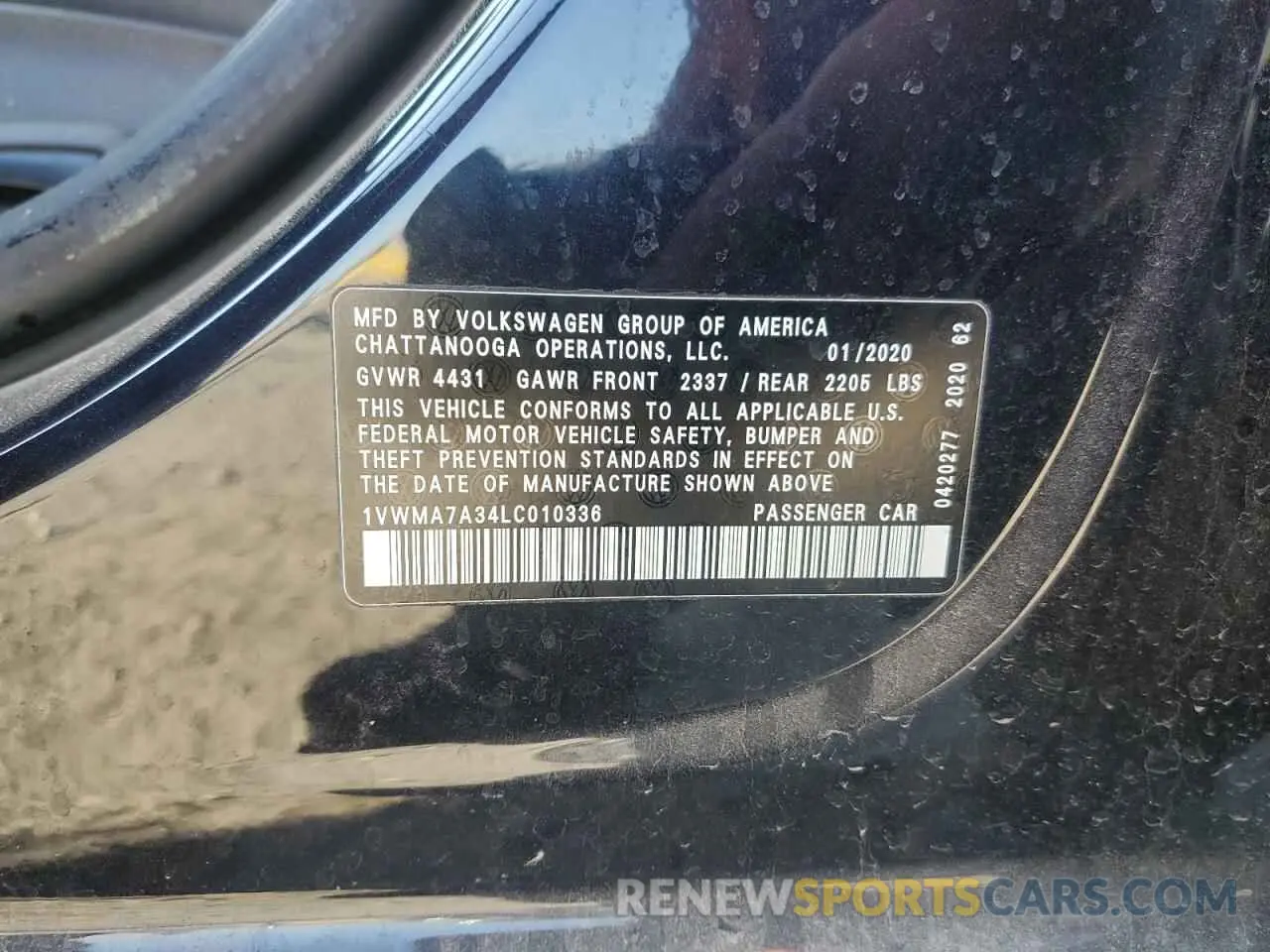12 Photograph of a damaged car 1VWMA7A34LC010336 VOLKSWAGEN PASSAT 2020