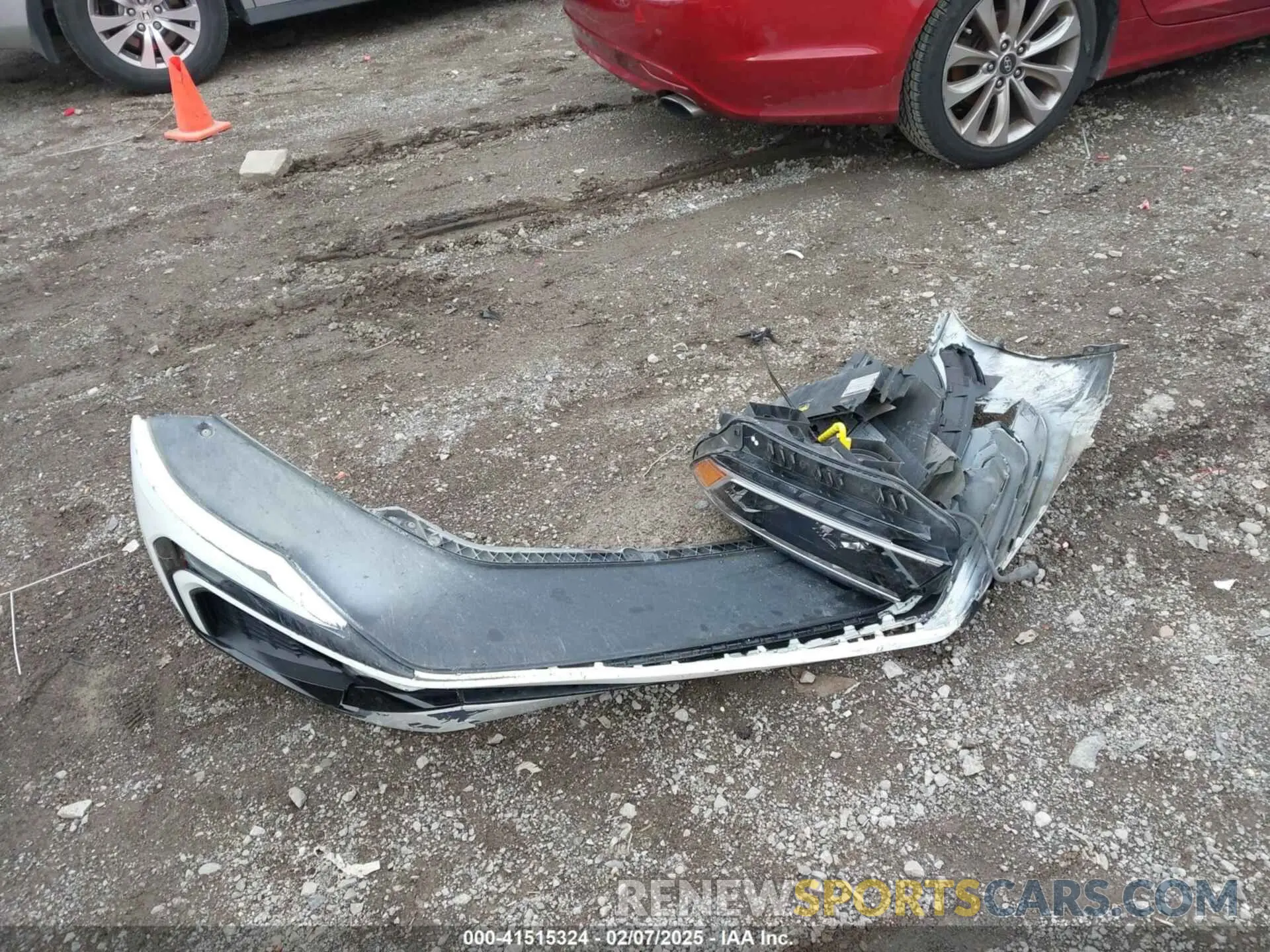 11 Photograph of a damaged car 1VWMA7A35LC024598 VOLKSWAGEN PASSAT 2020
