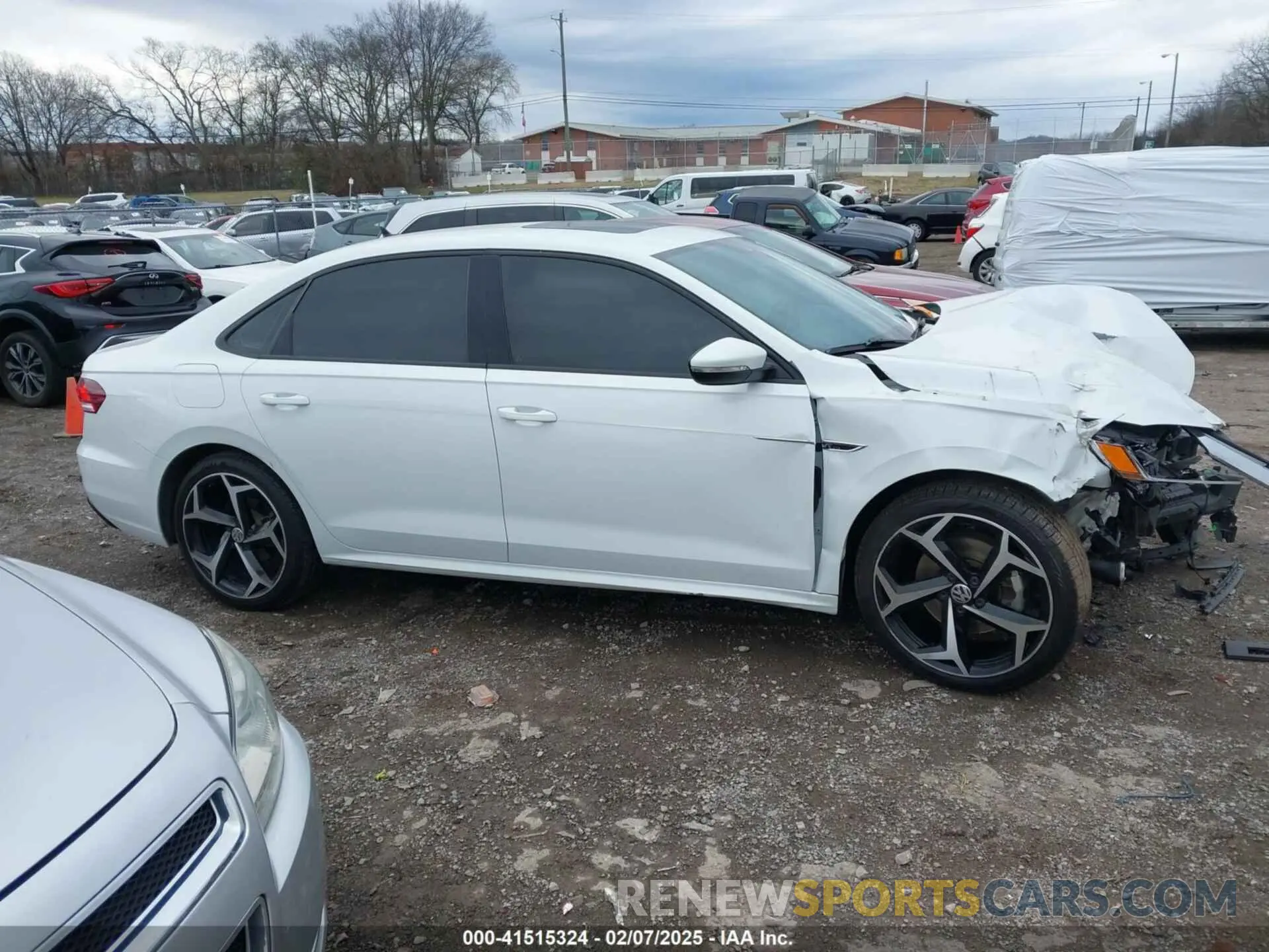 13 Photograph of a damaged car 1VWMA7A35LC024598 VOLKSWAGEN PASSAT 2020