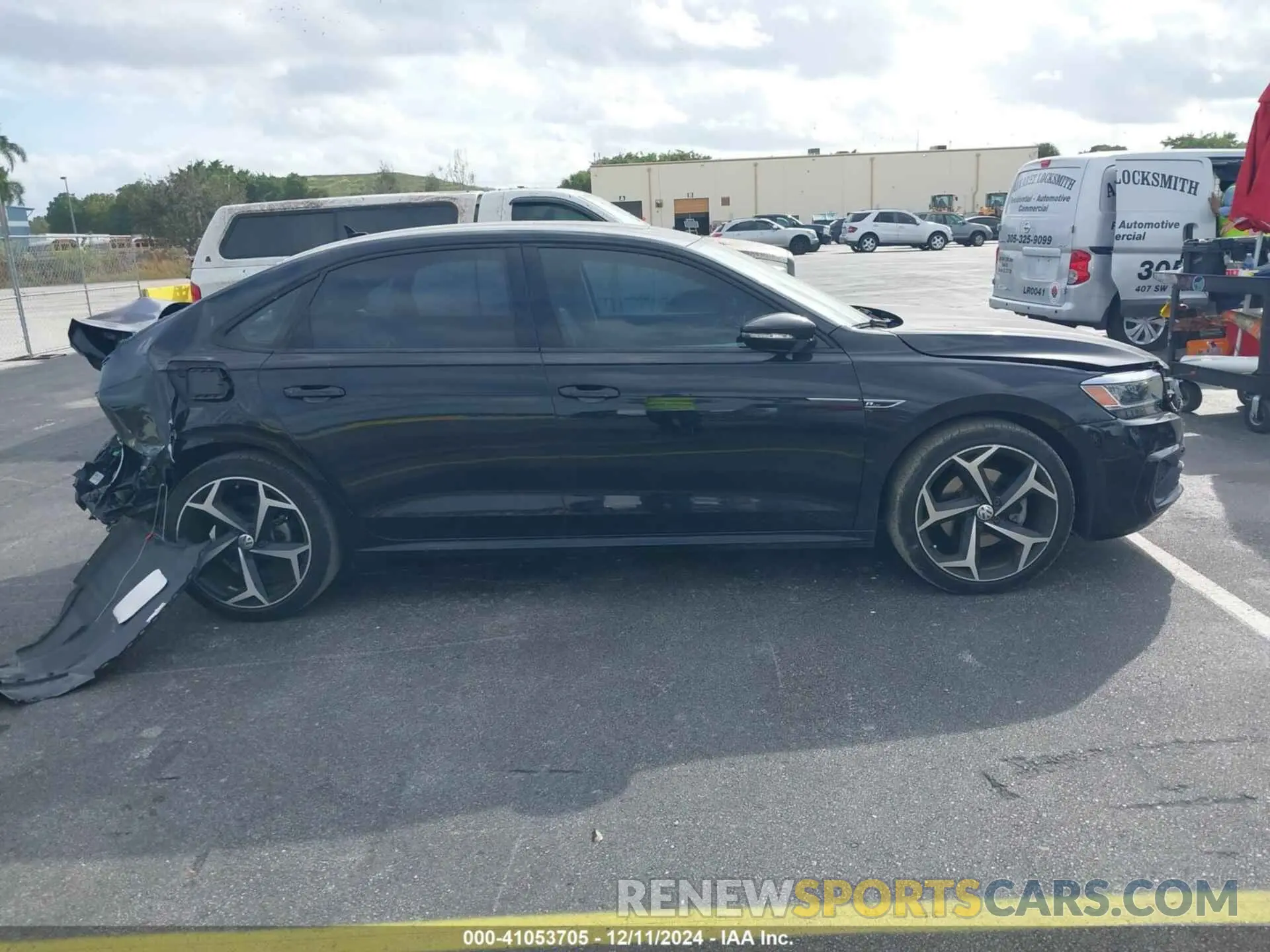 13 Photograph of a damaged car 1VWMA7A37LC020875 VOLKSWAGEN PASSAT 2020