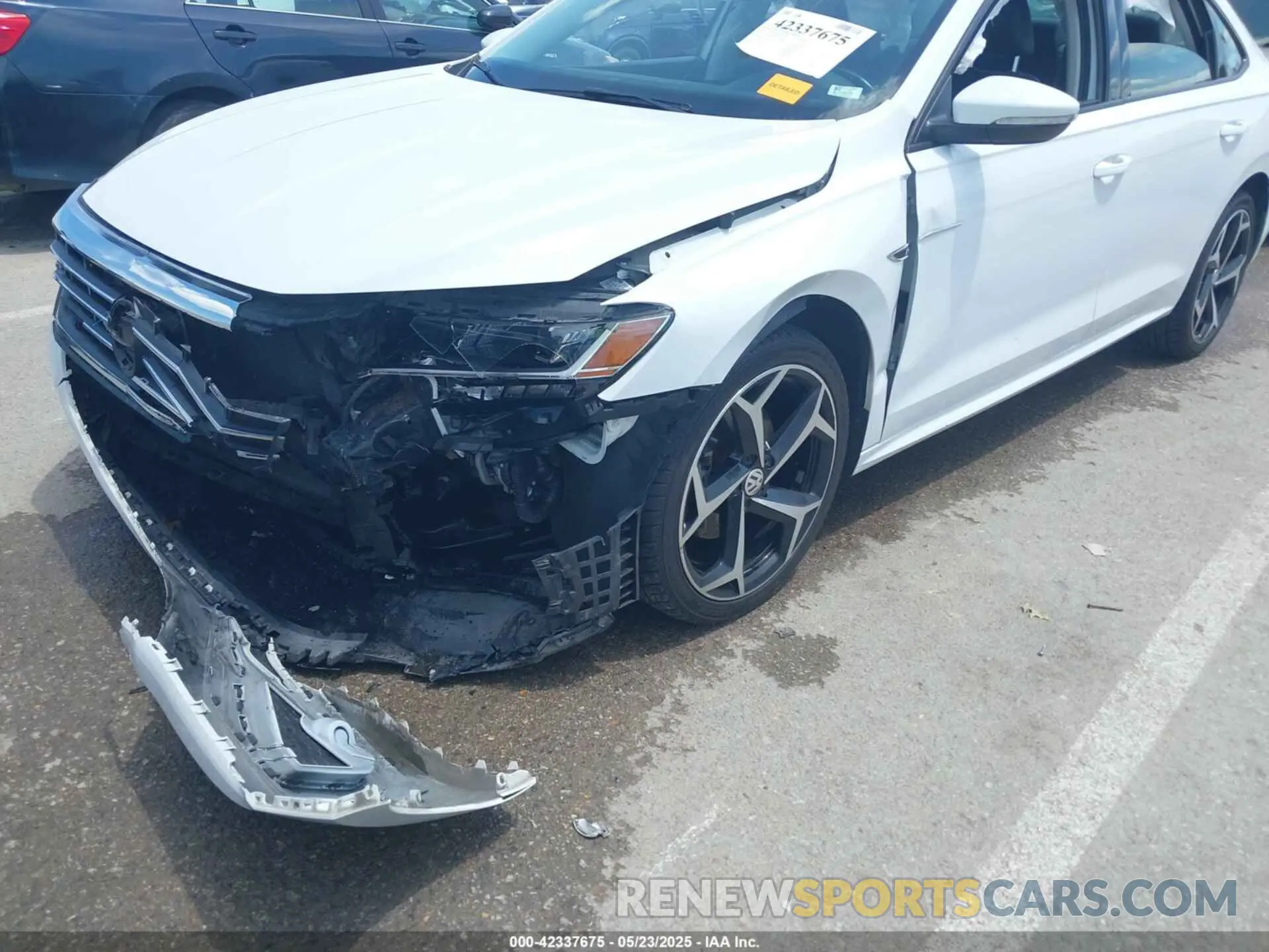 6 Photograph of a damaged car 1VWMA7A3XLC013709 VOLKSWAGEN PASSAT 2020