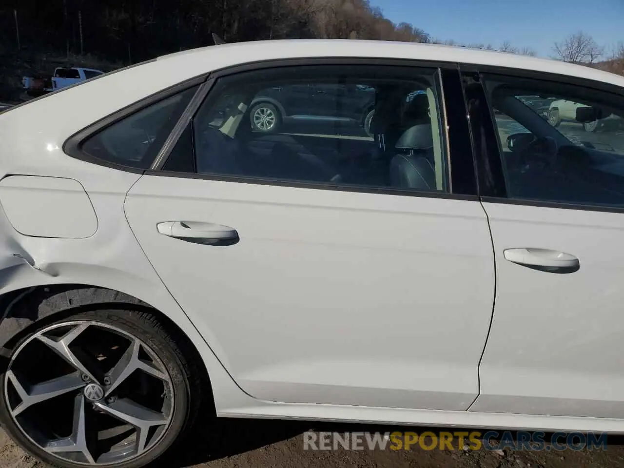 10 Фотография поврежденного автомобиля 1VWMA7A3XLC017677 VOLKSWAGEN PASSAT 2020