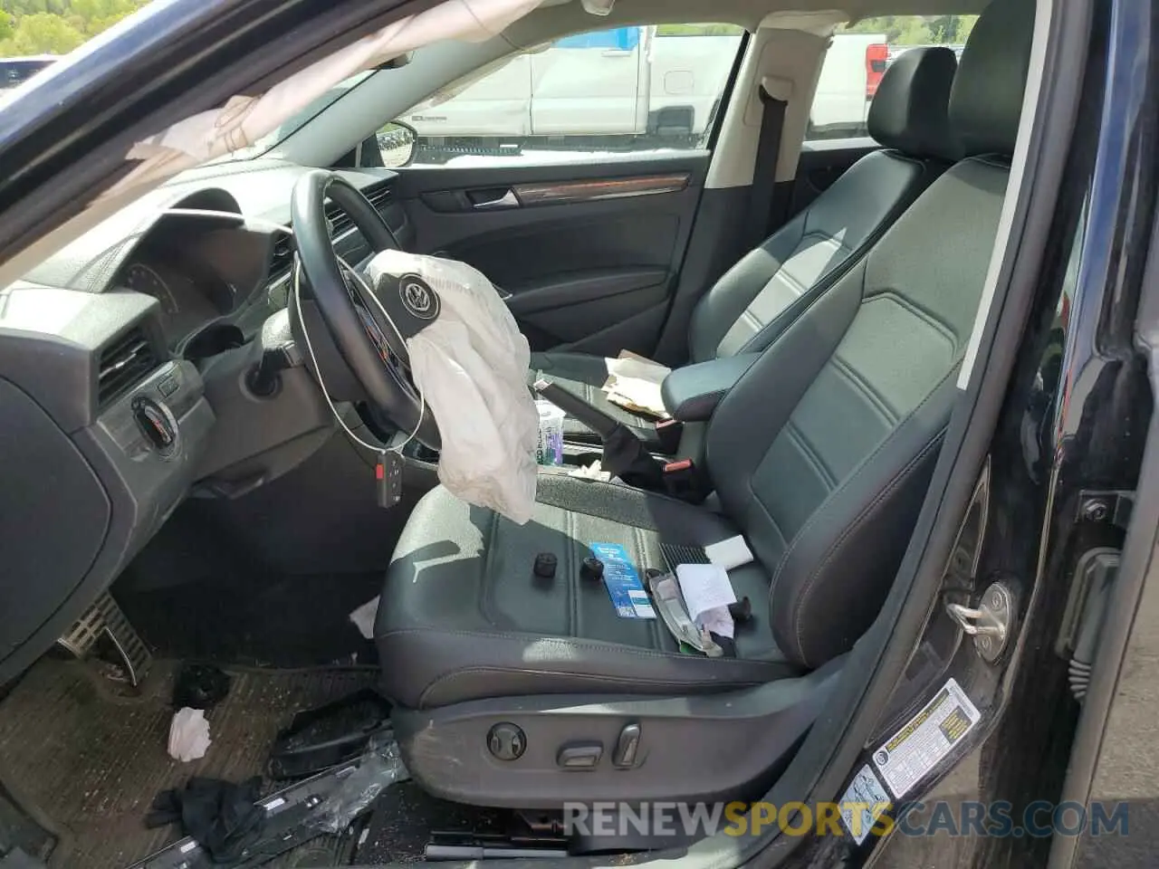 7 Photograph of a damaged car 1VWMA7A3XLC027853 VOLKSWAGEN PASSAT 2020