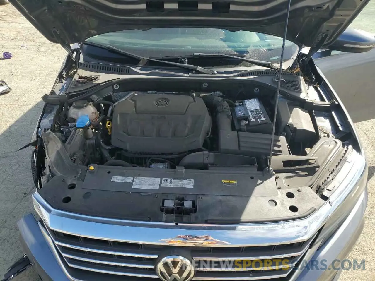 13 Фотография поврежденного автомобиля 1VWSA7A30LC006520 VOLKSWAGEN PASSAT 2020