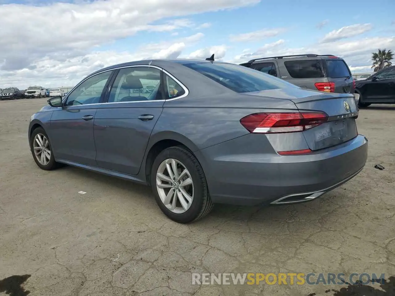 2 Фотография поврежденного автомобиля 1VWSA7A30LC006520 VOLKSWAGEN PASSAT 2020