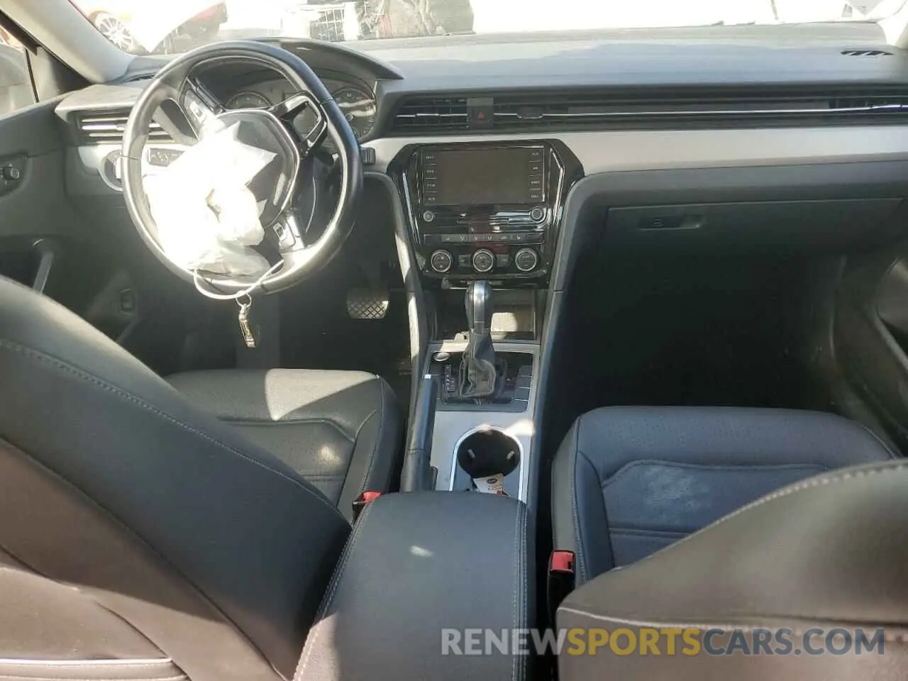 8 Фотография поврежденного автомобиля 1VWSA7A30LC006520 VOLKSWAGEN PASSAT 2020