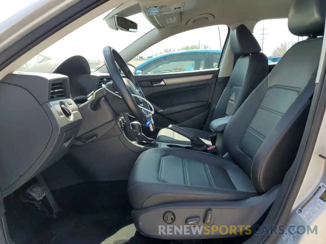 7 Фотография поврежденного автомобиля 1VWSA7A30LC007957 VOLKSWAGEN PASSAT 2020