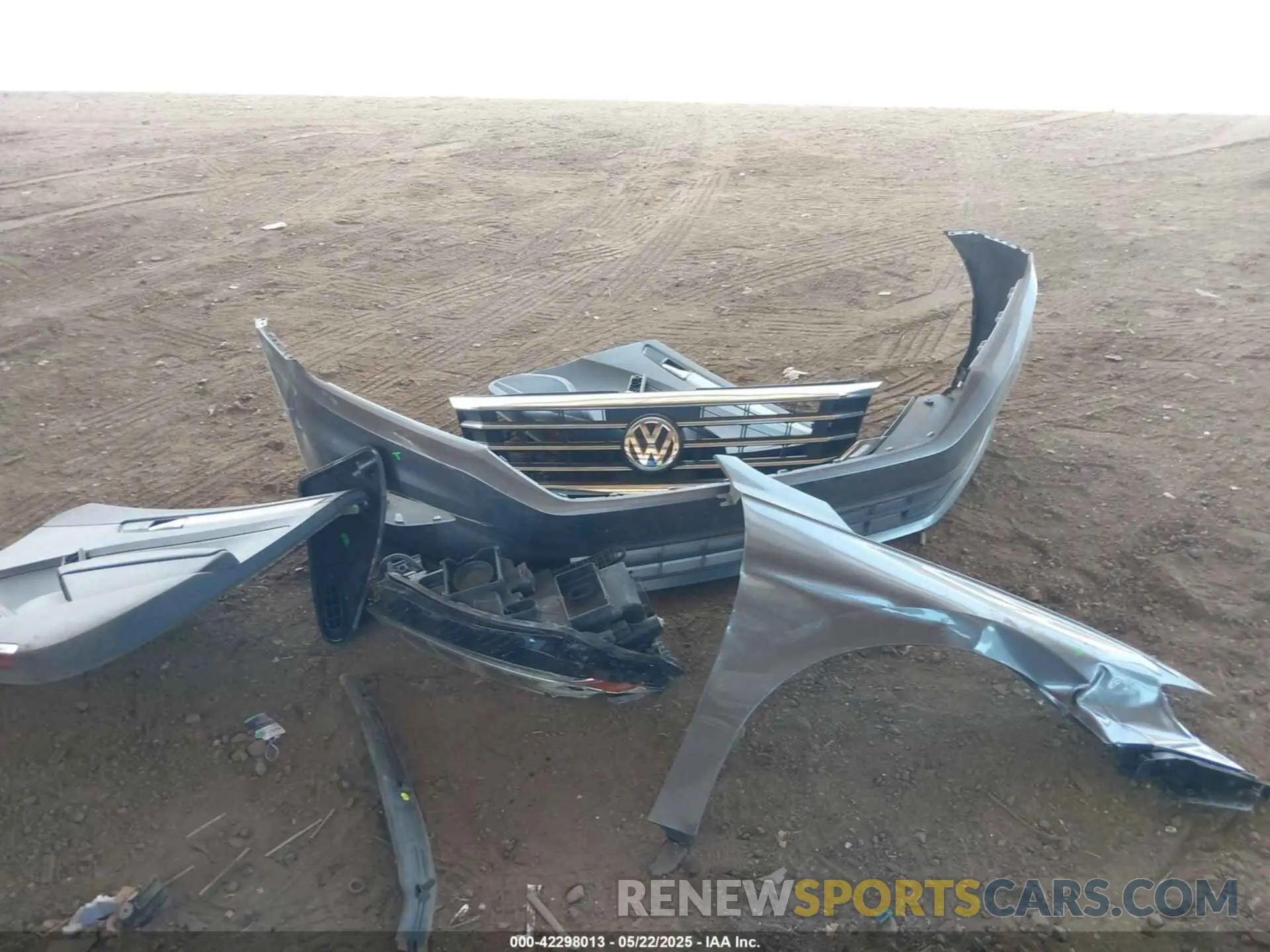 12 Photograph of a damaged car 1VWSA7A30LC022121 VOLKSWAGEN PASSAT 2020