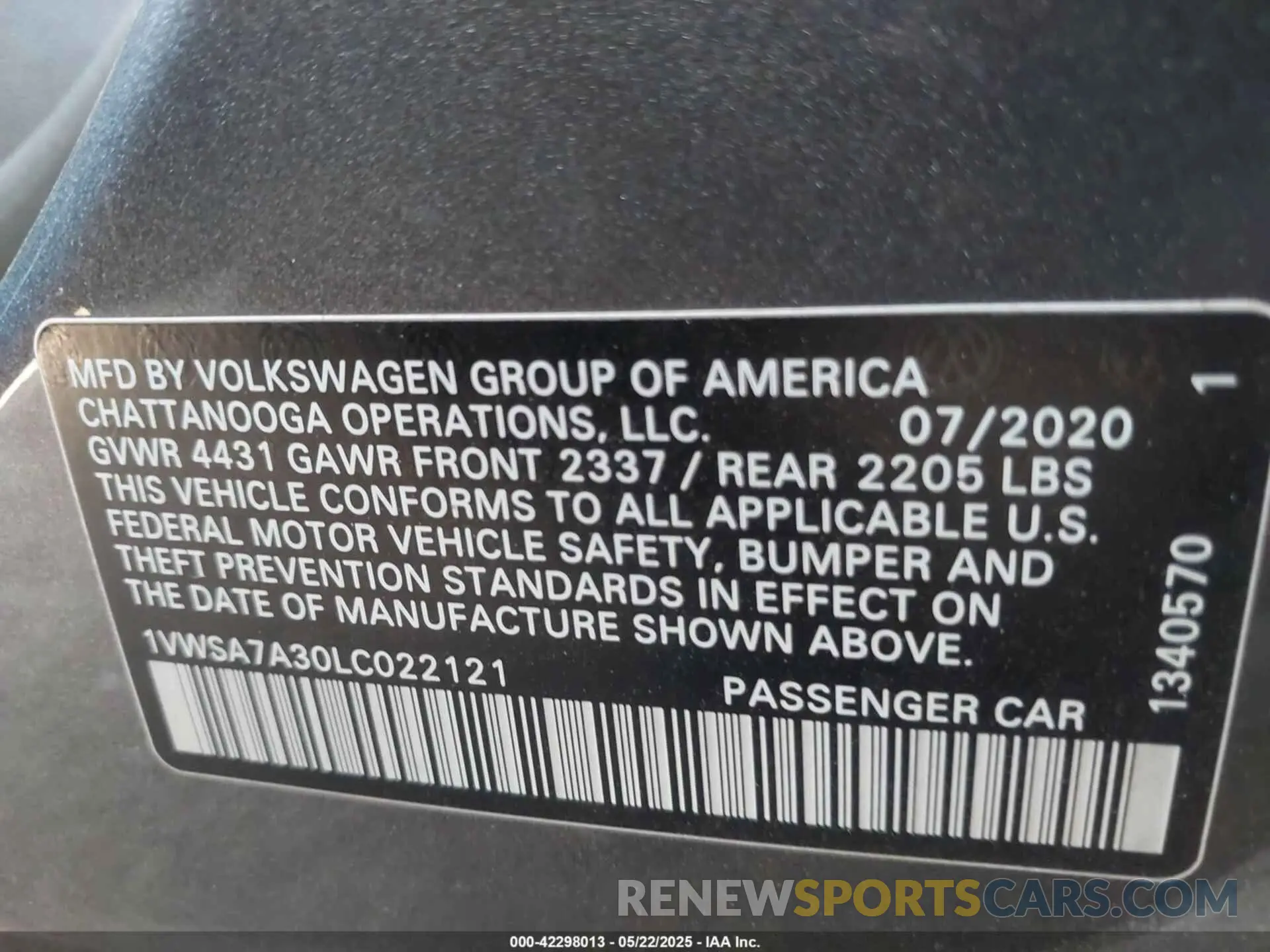 9 Photograph of a damaged car 1VWSA7A30LC022121 VOLKSWAGEN PASSAT 2020