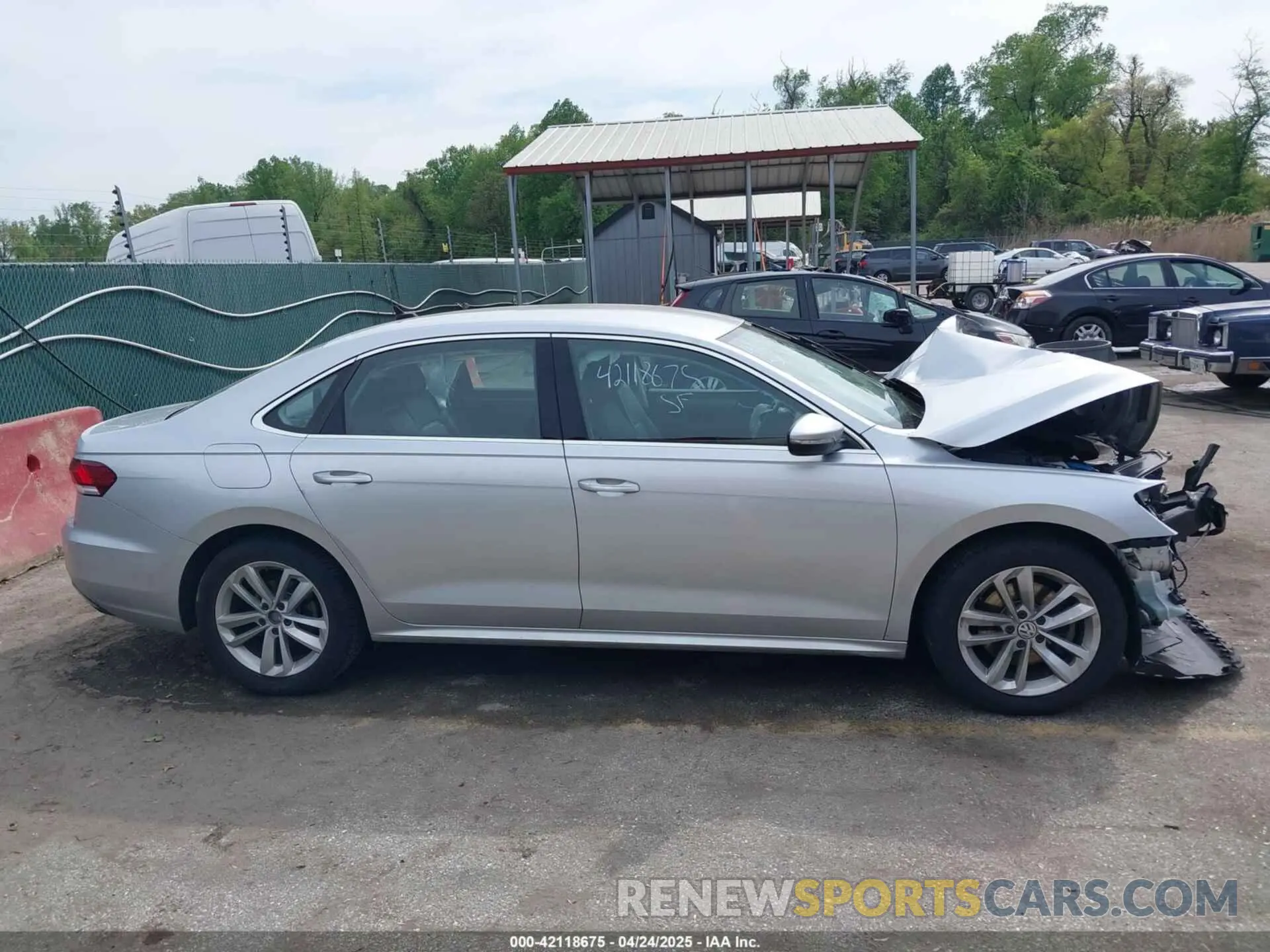 13 Фотография поврежденного автомобиля 1VWSA7A31LC027280 VOLKSWAGEN PASSAT 2020