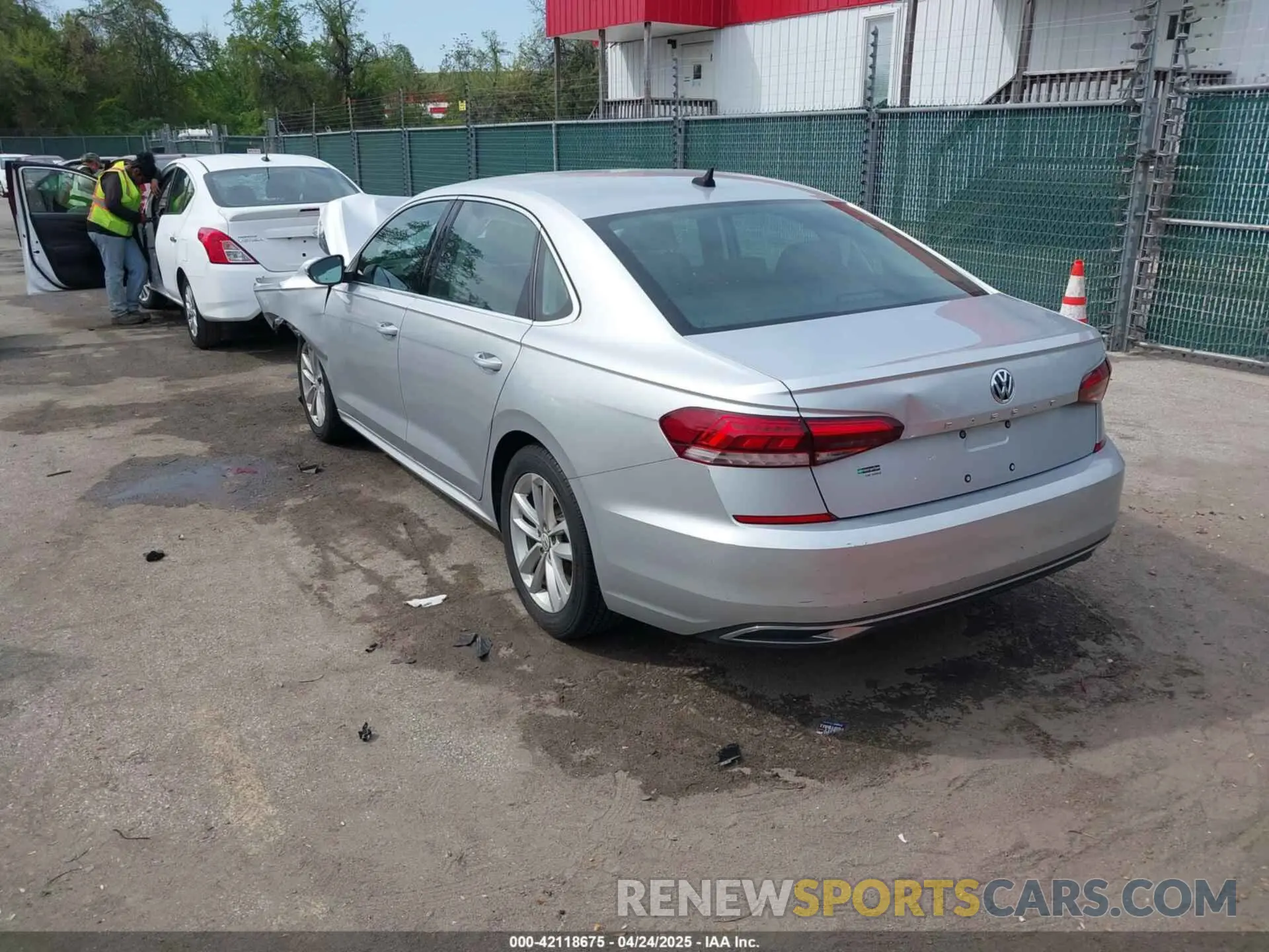 3 Фотография поврежденного автомобиля 1VWSA7A31LC027280 VOLKSWAGEN PASSAT 2020