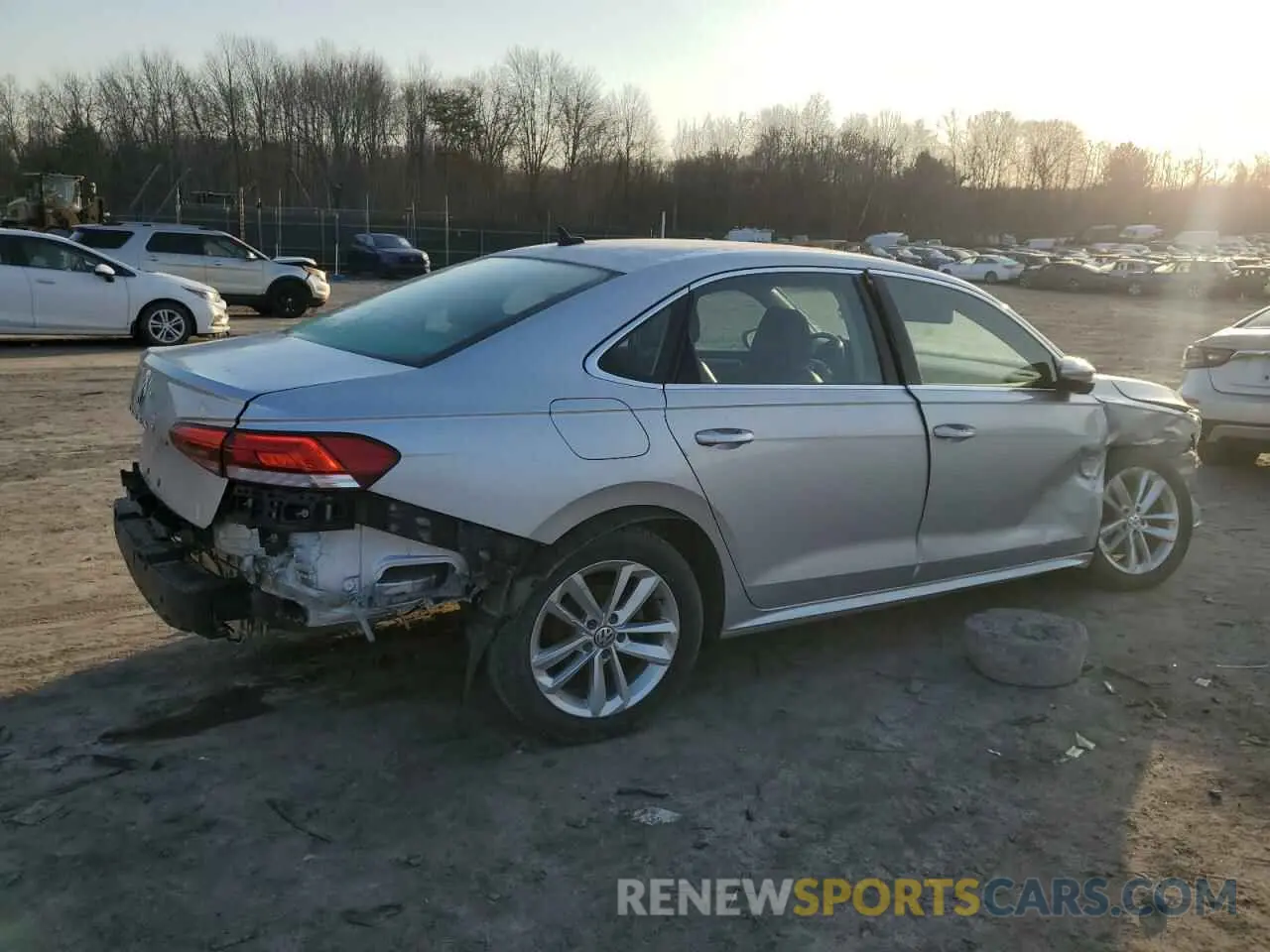3 Фотография поврежденного автомобиля 1VWSA7A32LC015882 VOLKSWAGEN PASSAT 2020