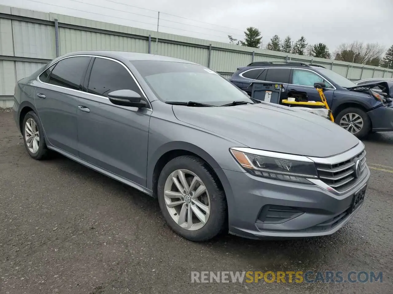 4 Photograph of a damaged car 1VWSA7A34LC016242 VOLKSWAGEN PASSAT 2020