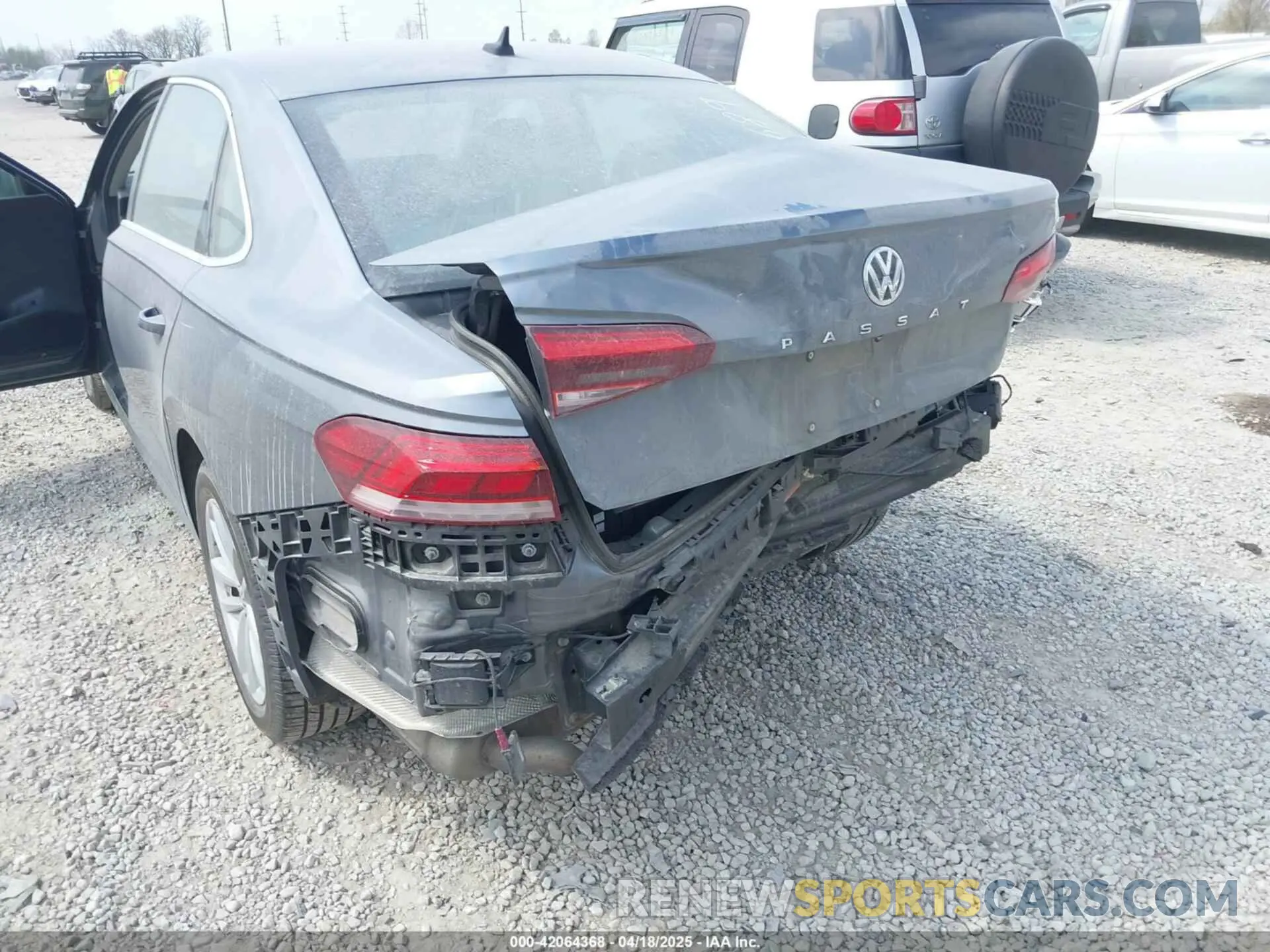 6 Фотография поврежденного автомобиля 1VWSA7A34LC023689 VOLKSWAGEN PASSAT 2020