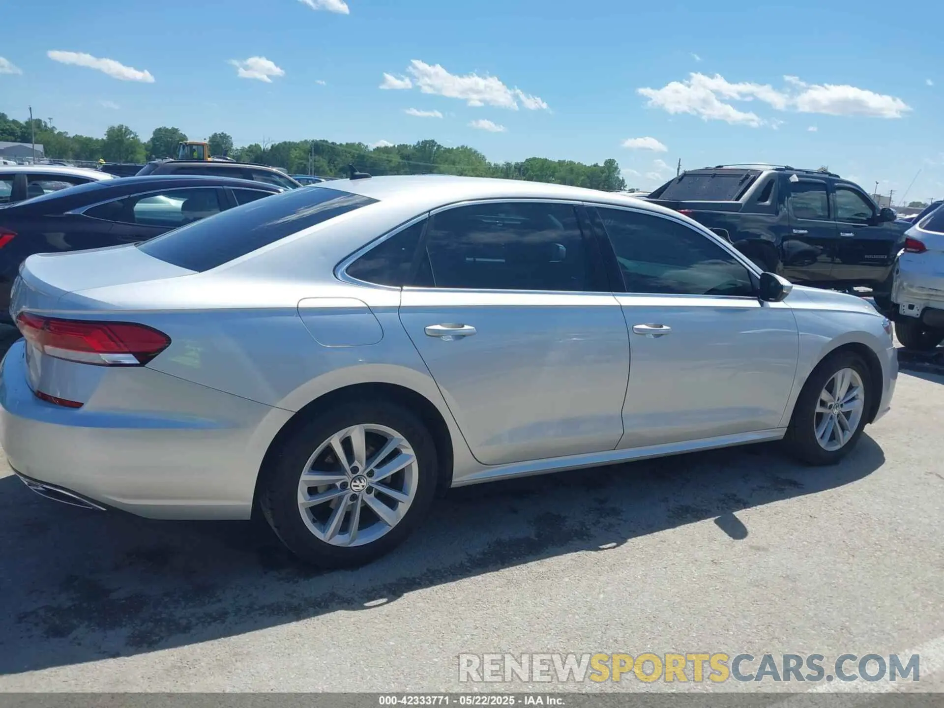 13 Photograph of a damaged car 1VWSA7A35LC010546 VOLKSWAGEN PASSAT 2020