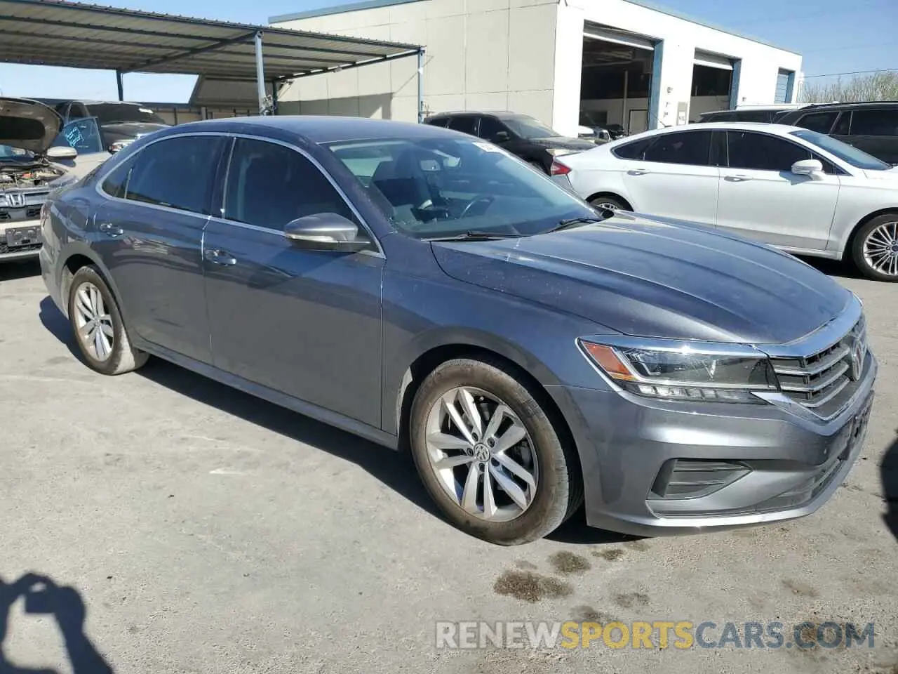 4 Фотография поврежденного автомобиля 1VWSA7A37LC017725 VOLKSWAGEN PASSAT 2020