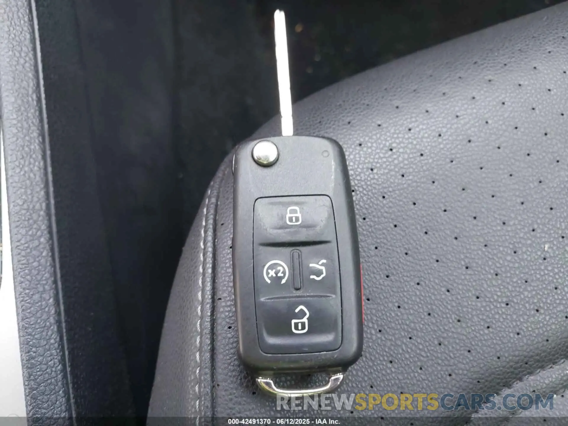 11 Фотография поврежденного автомобиля 1VWWA7A32LC012403 VOLKSWAGEN PASSAT 2020
