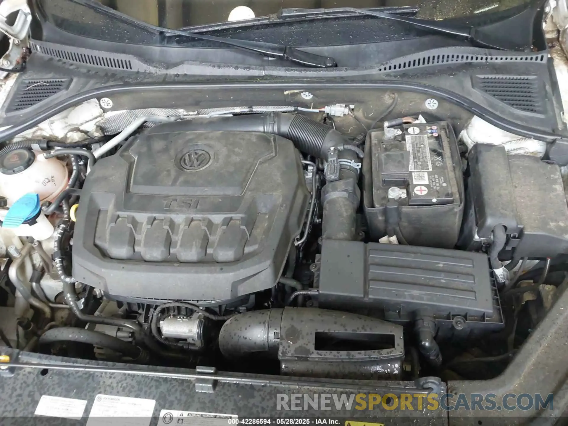 10 Photograph of a damaged car 1VWWA7A35LC004103 VOLKSWAGEN PASSAT 2020