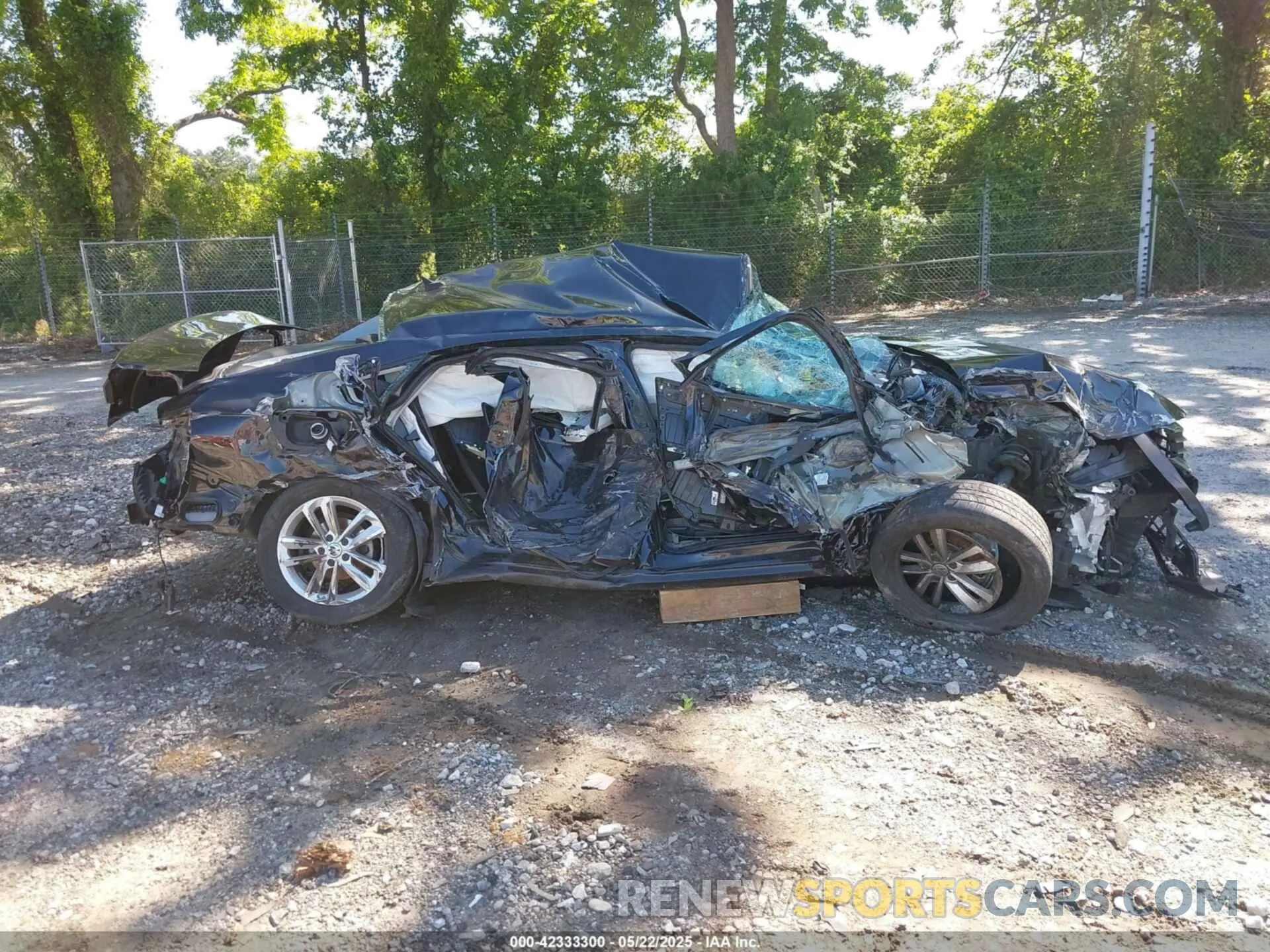 13 Photograph of a damaged car 1VWAA7A36MC003621 VOLKSWAGEN PASSAT 2021