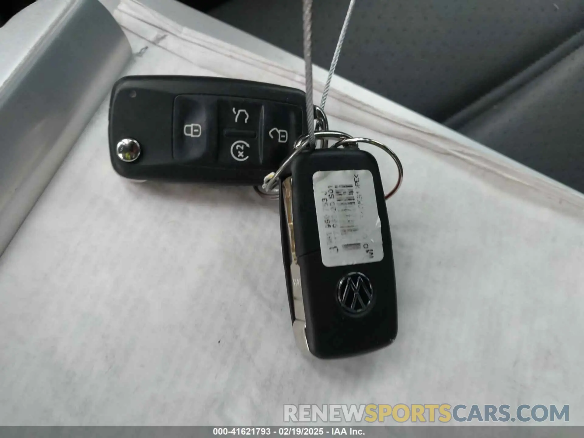 11 Фотография поврежденного автомобиля 1VWMA7A33MC015058 VOLKSWAGEN PASSAT 2021