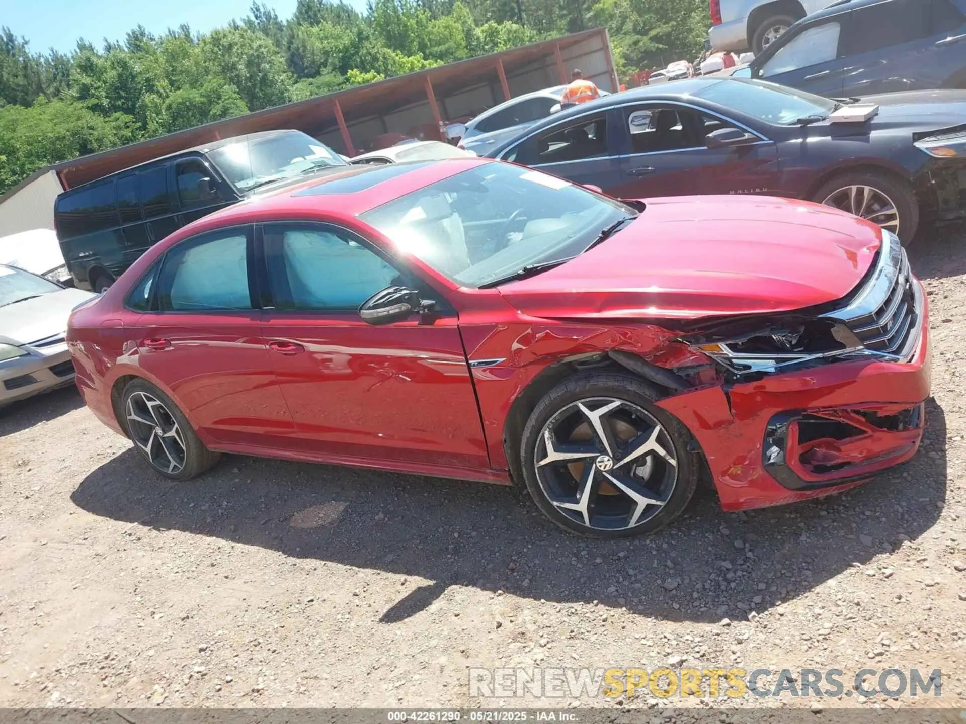 13 Photograph of a damaged car 1VWMA7A35MC018284 VOLKSWAGEN PASSAT 2021