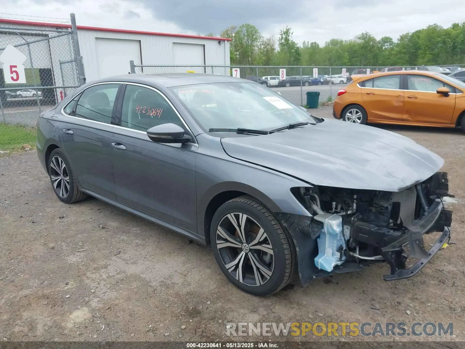1 Photograph of a damaged car 1VWSA7A31MC014191 VOLKSWAGEN PASSAT 2021