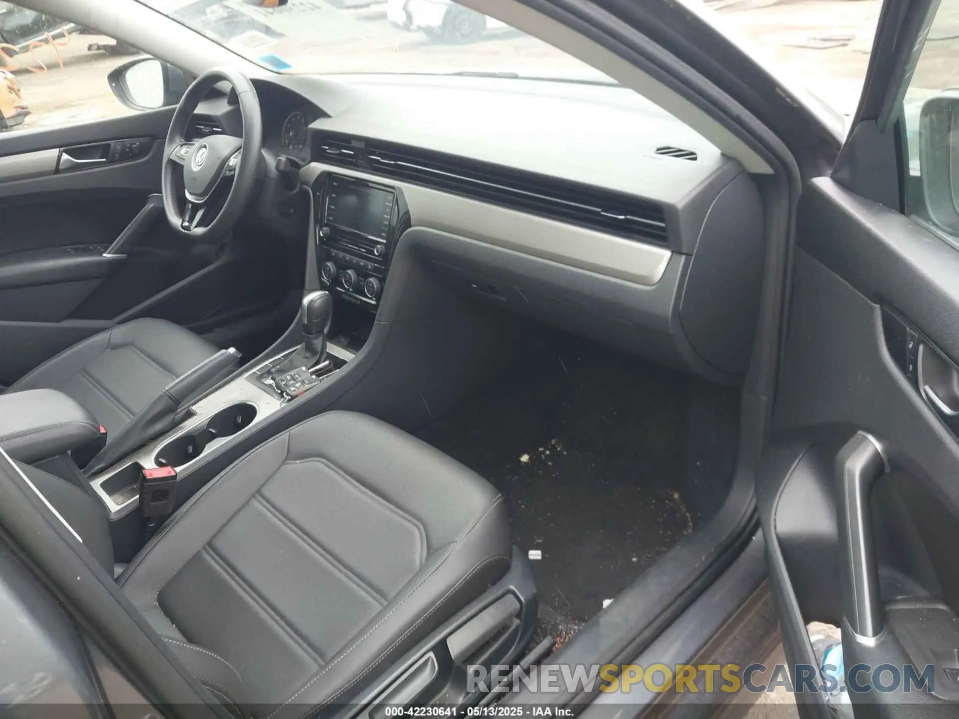 5 Photograph of a damaged car 1VWSA7A31MC014191 VOLKSWAGEN PASSAT 2021