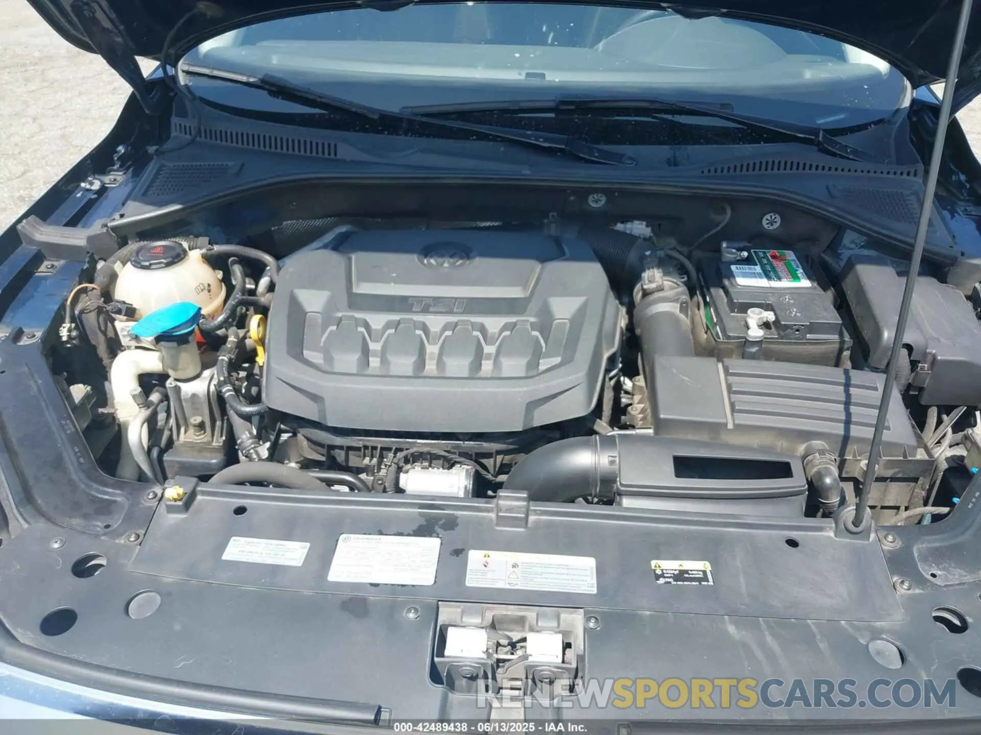 10 Фотография поврежденного автомобиля 1VWSA7A33MC007887 VOLKSWAGEN PASSAT 2021