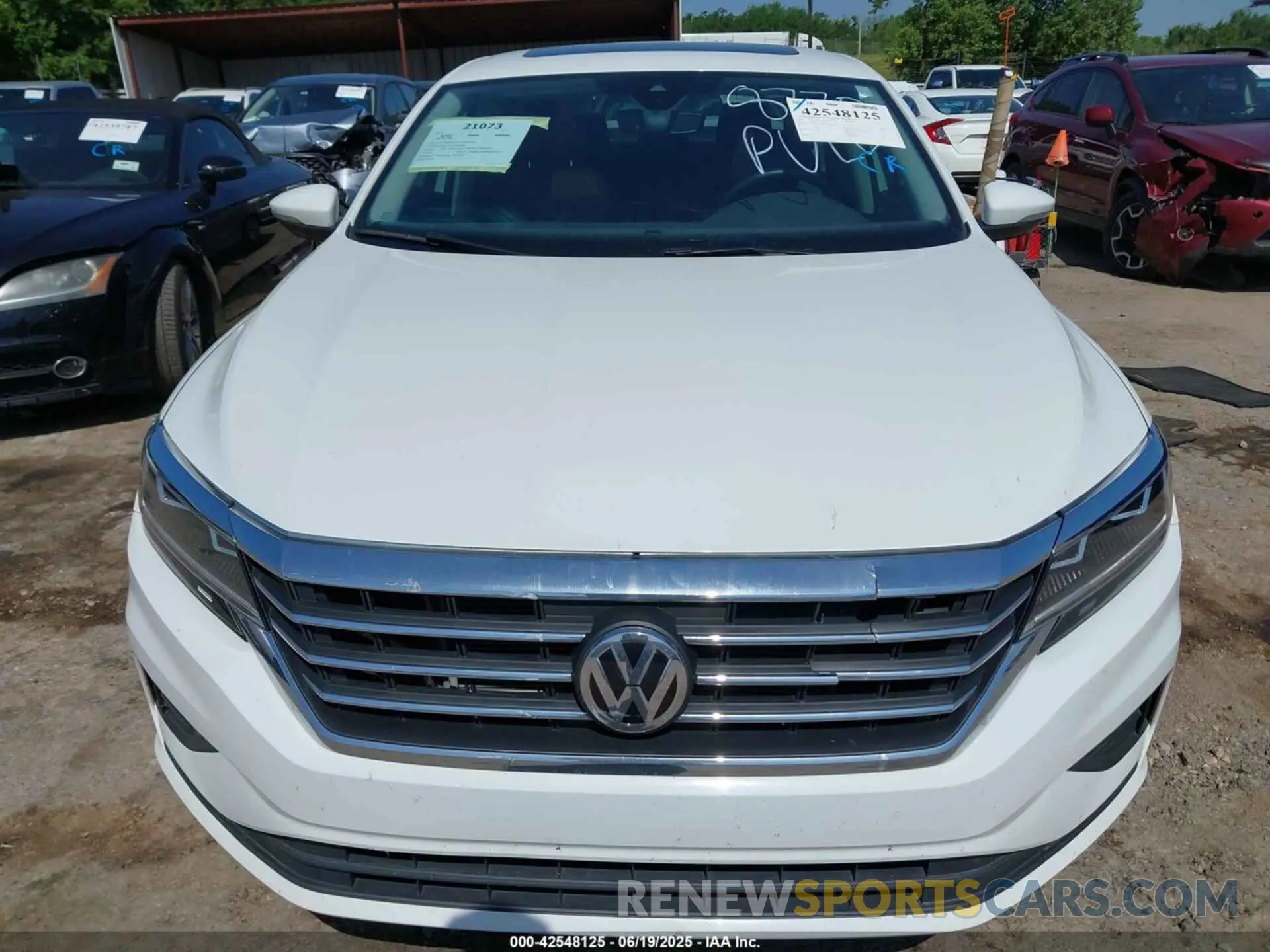 13 Photograph of a damaged car 1VWSA7A34MC018770 VOLKSWAGEN PASSAT 2021