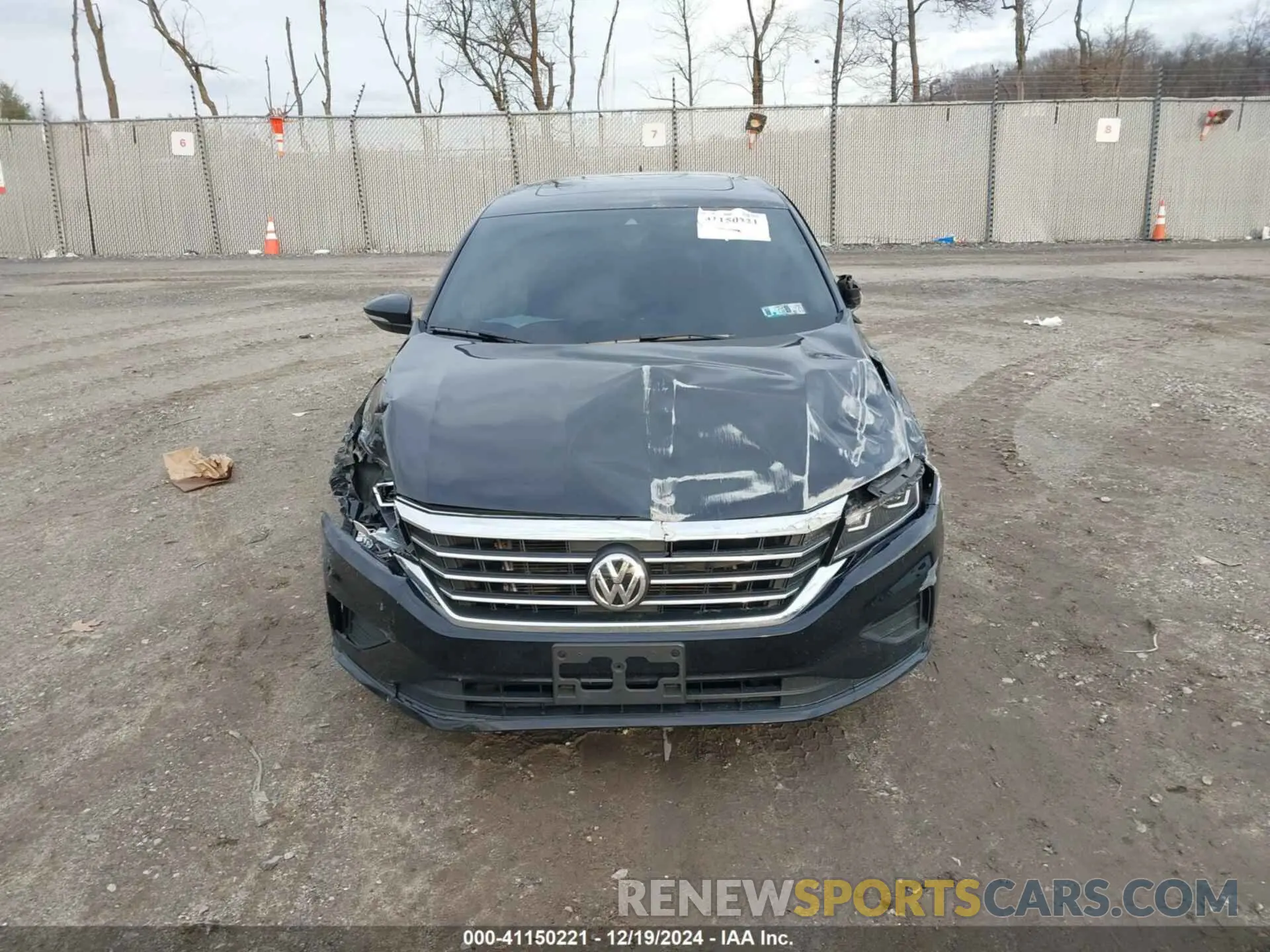 11 Photograph of a damaged car 1VWSA7A34MC019031 VOLKSWAGEN PASSAT 2021