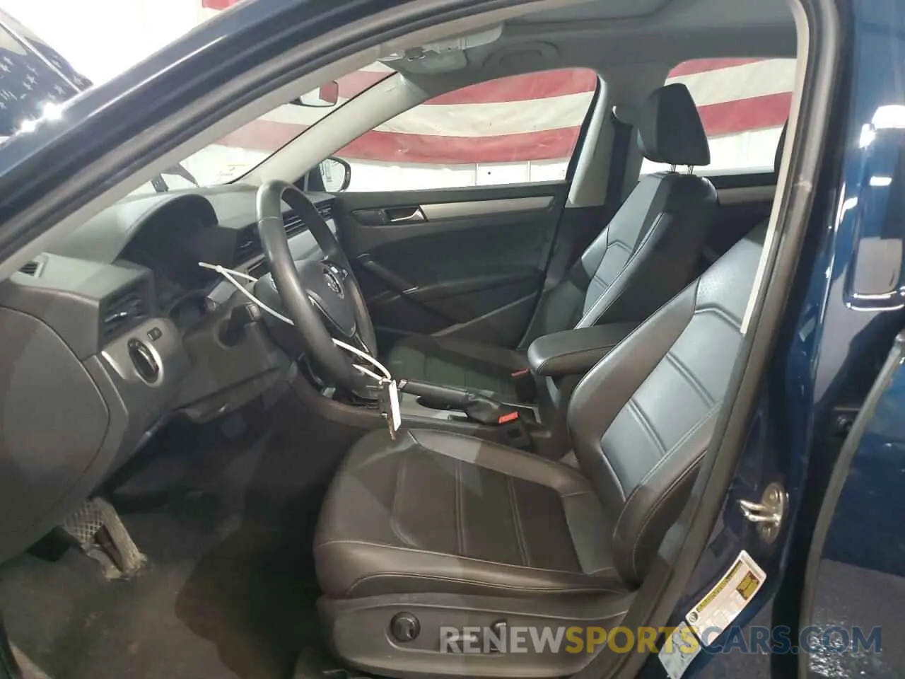 7 Фотография поврежденного автомобиля 1VWSA7A37MC000215 VOLKSWAGEN PASSAT 2021