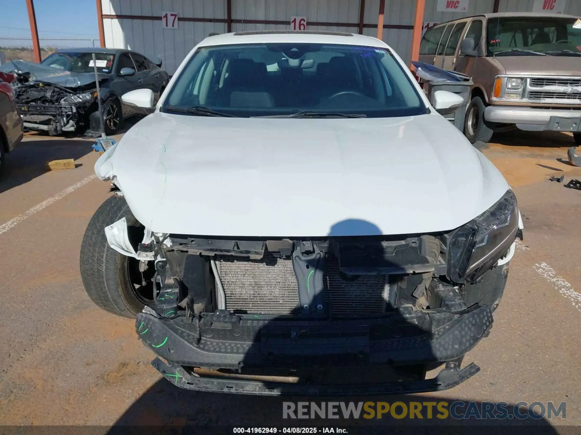 12 Photograph of a damaged car 1VWSA7A37MC006922 VOLKSWAGEN PASSAT 2021