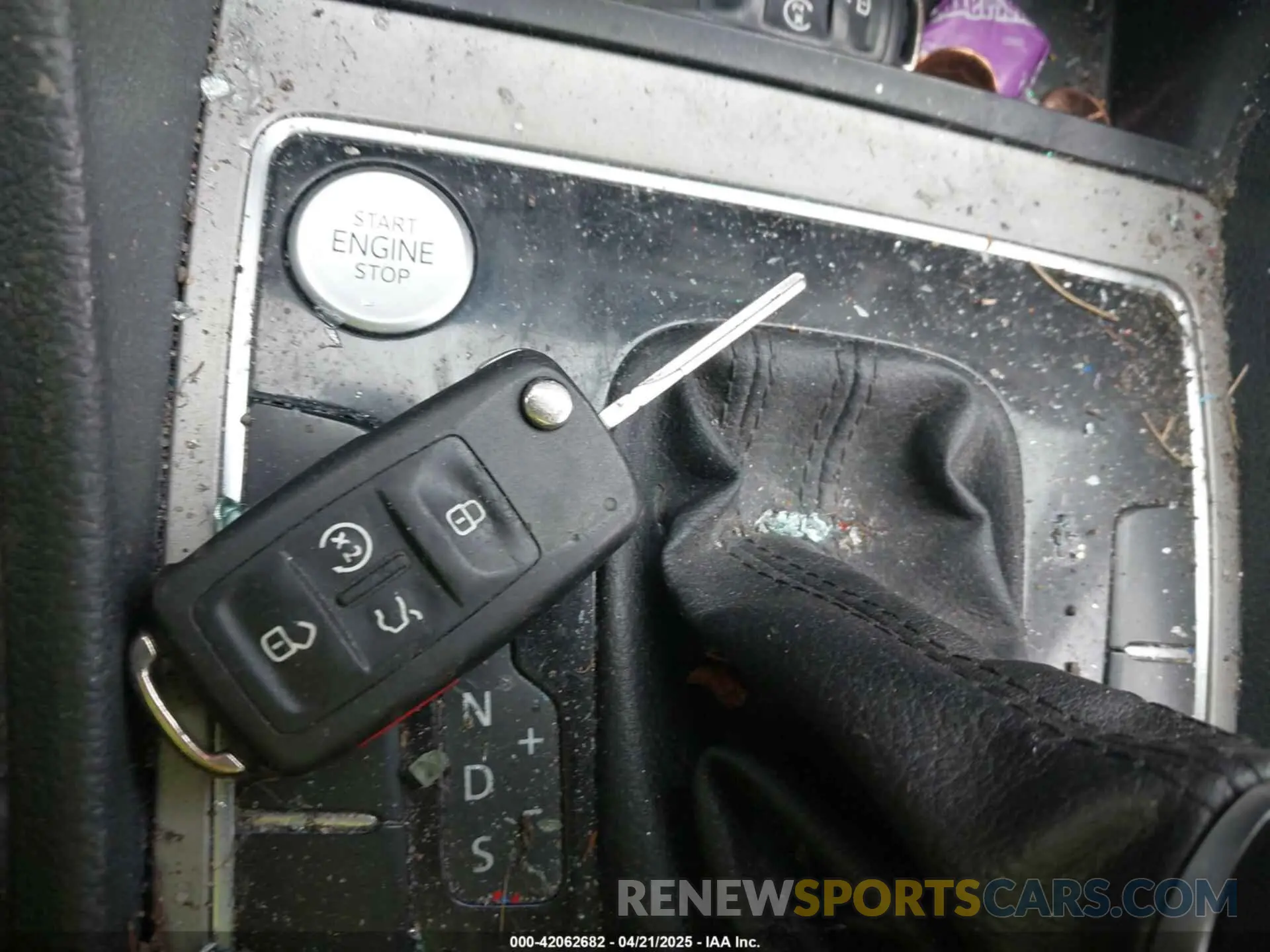 11 Photograph of a damaged car 1VWSA7A38MC002586 VOLKSWAGEN PASSAT 2021