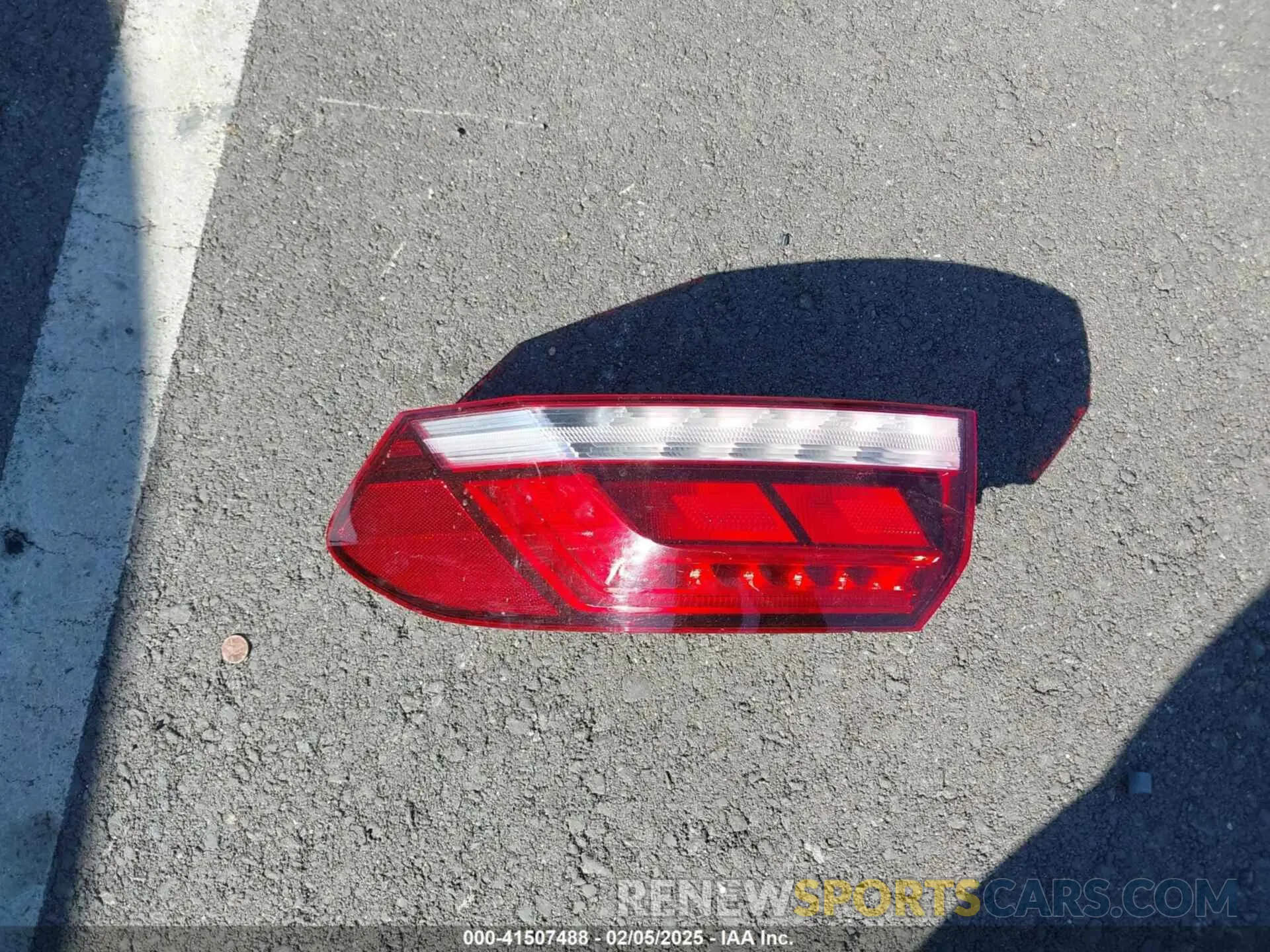 12 Photograph of a damaged car 1VWSA7A38MC011112 VOLKSWAGEN PASSAT 2021