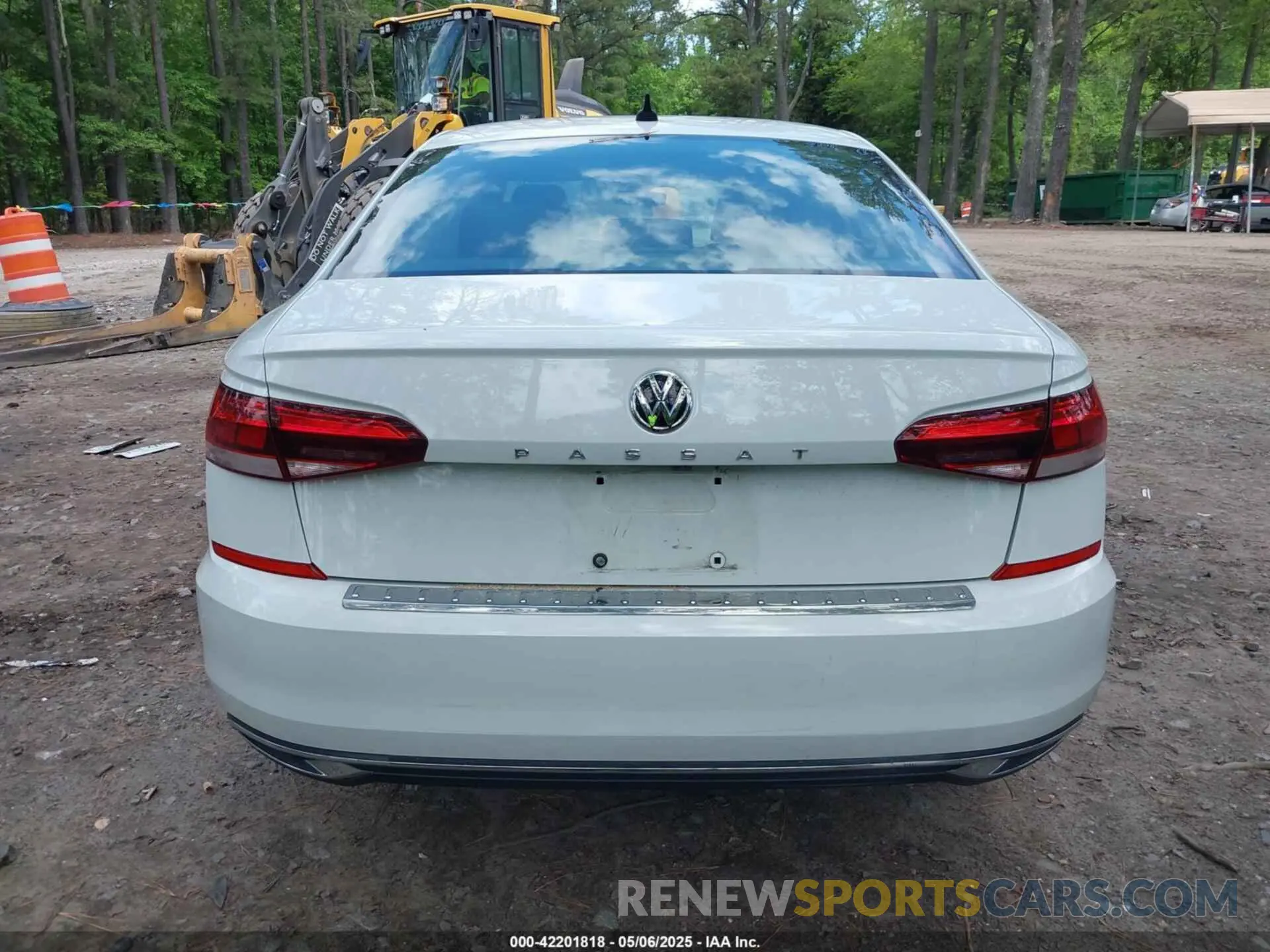 17 Фотография поврежденного автомобиля 1VWSA7A38MC014396 VOLKSWAGEN PASSAT 2021