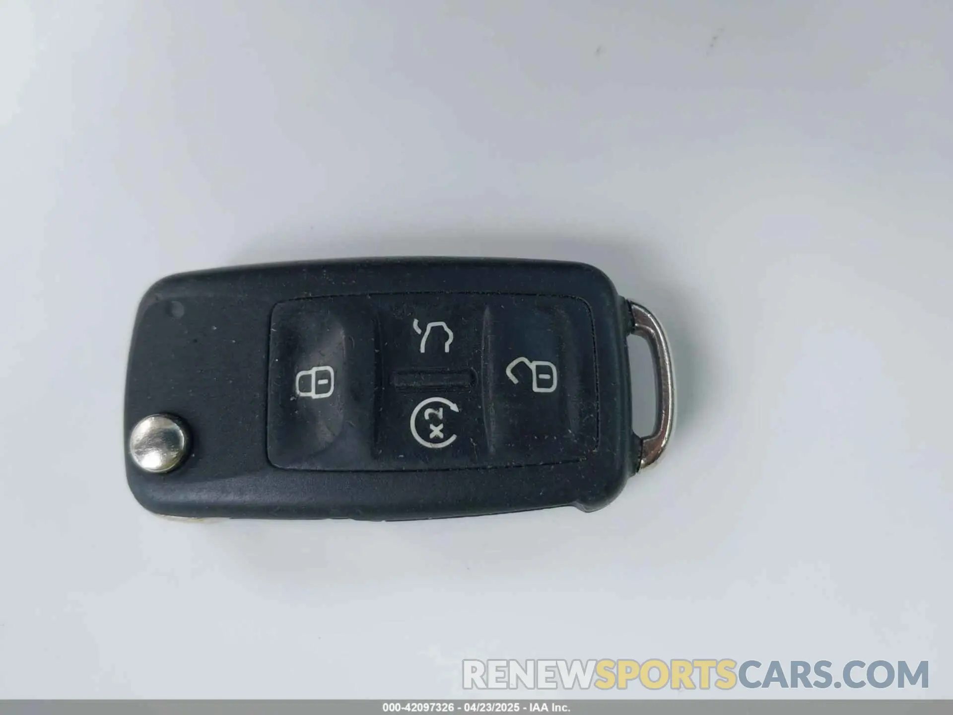 11 Photograph of a damaged car 1VWSA7A39MC002421 VOLKSWAGEN PASSAT 2021