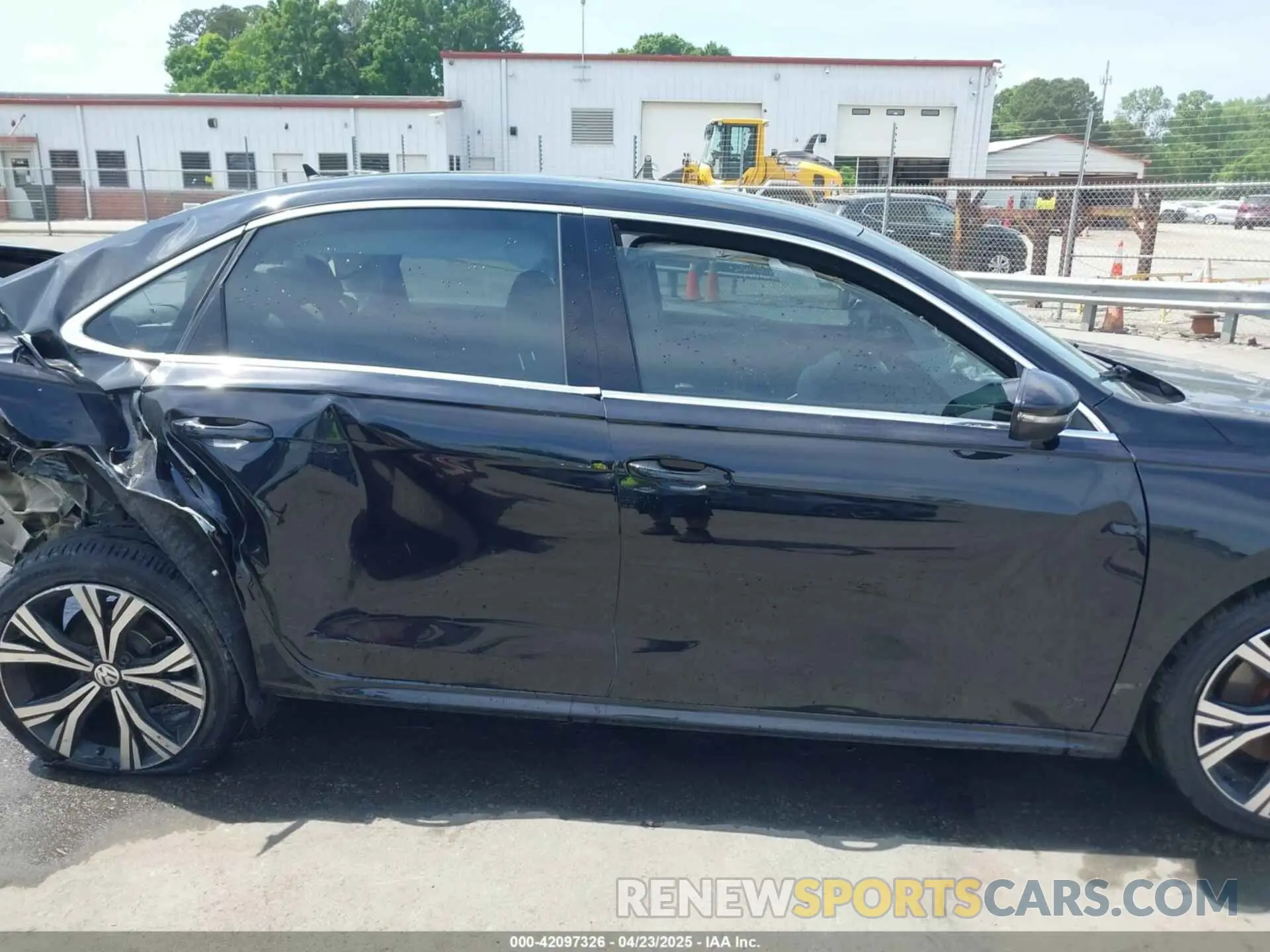 13 Photograph of a damaged car 1VWSA7A39MC002421 VOLKSWAGEN PASSAT 2021