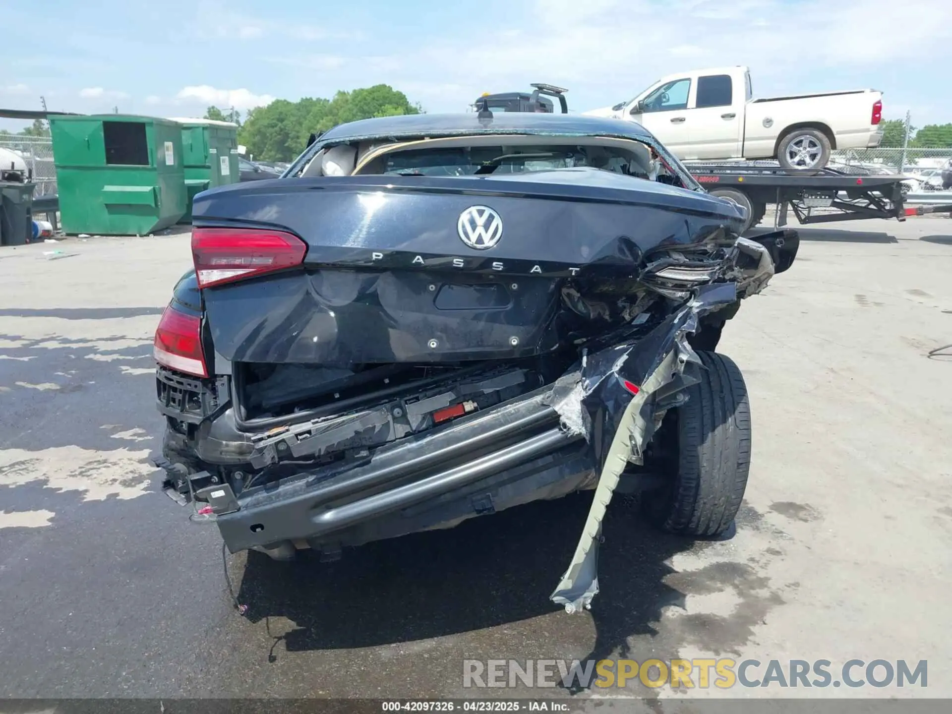16 Photograph of a damaged car 1VWSA7A39MC002421 VOLKSWAGEN PASSAT 2021