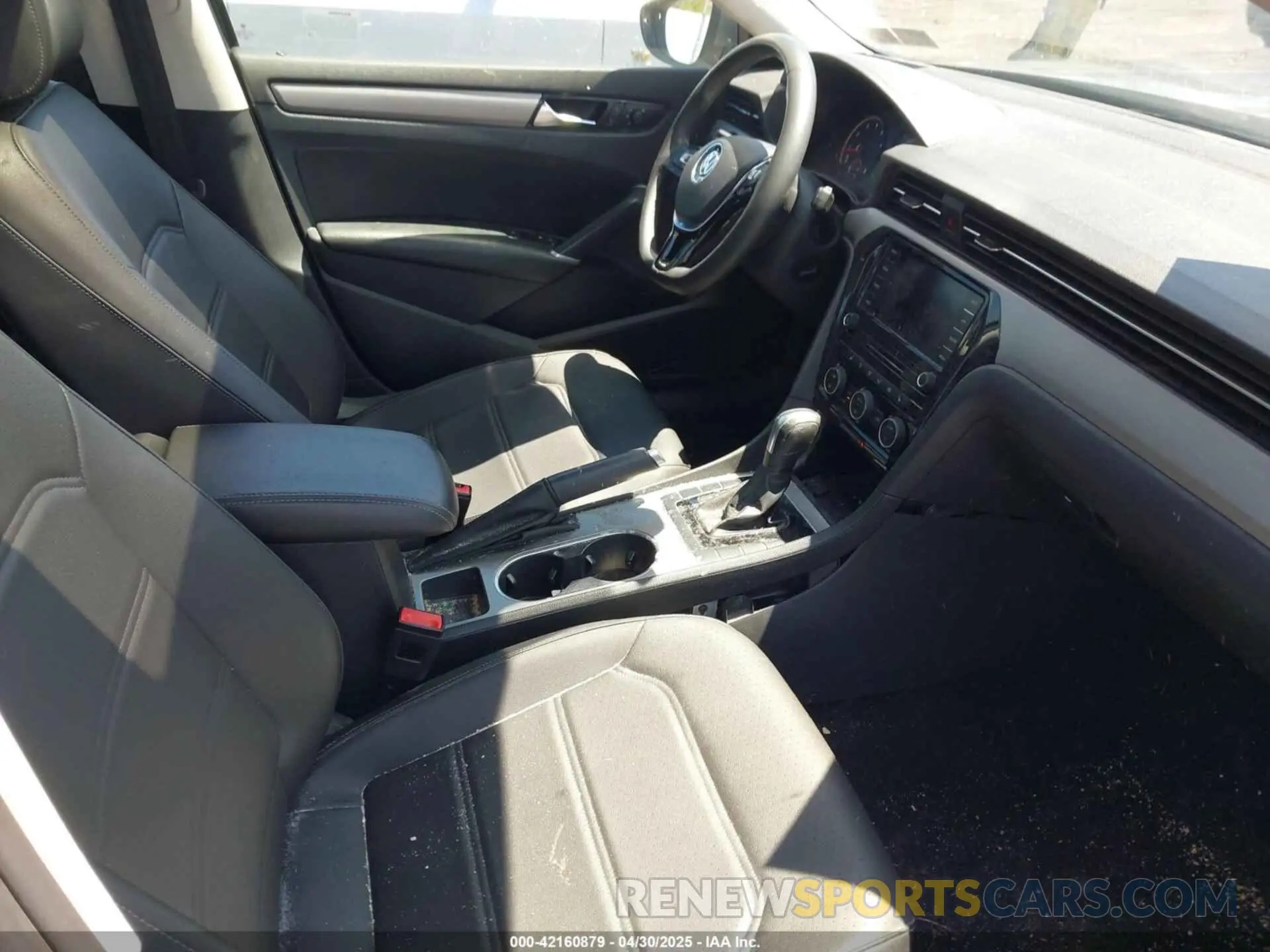 5 Photograph of a damaged car 1VWSA7A39MC011507 VOLKSWAGEN PASSAT 2021